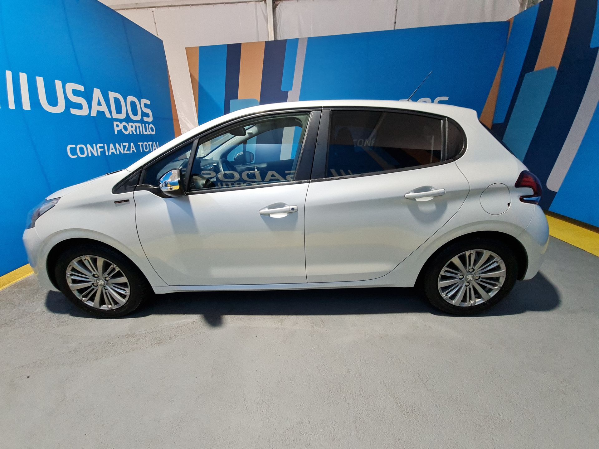 PEUGEOT - 5
