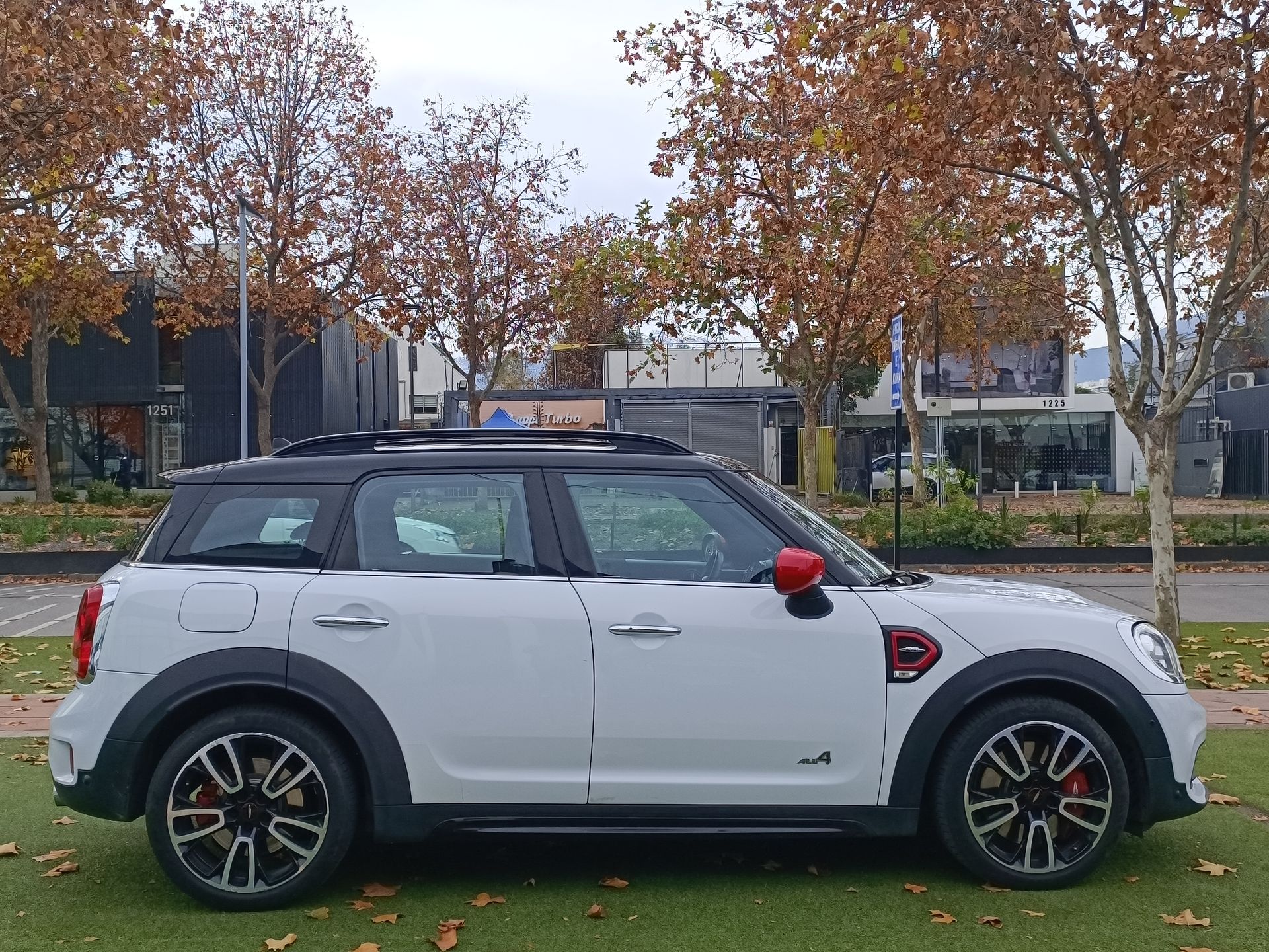 MINI - 8