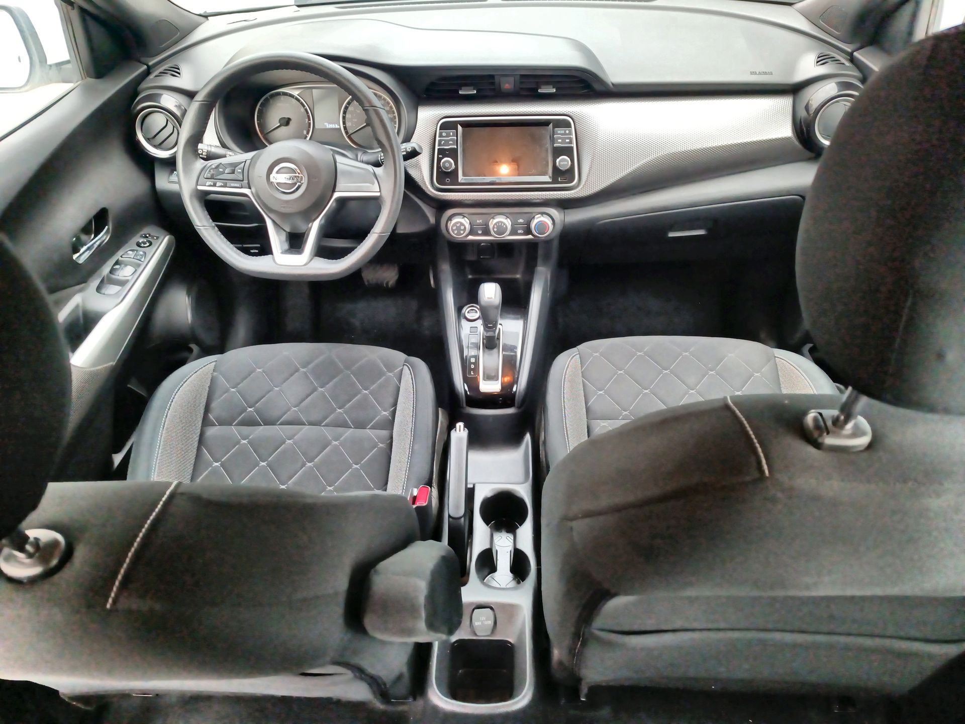 NISSAN - 29