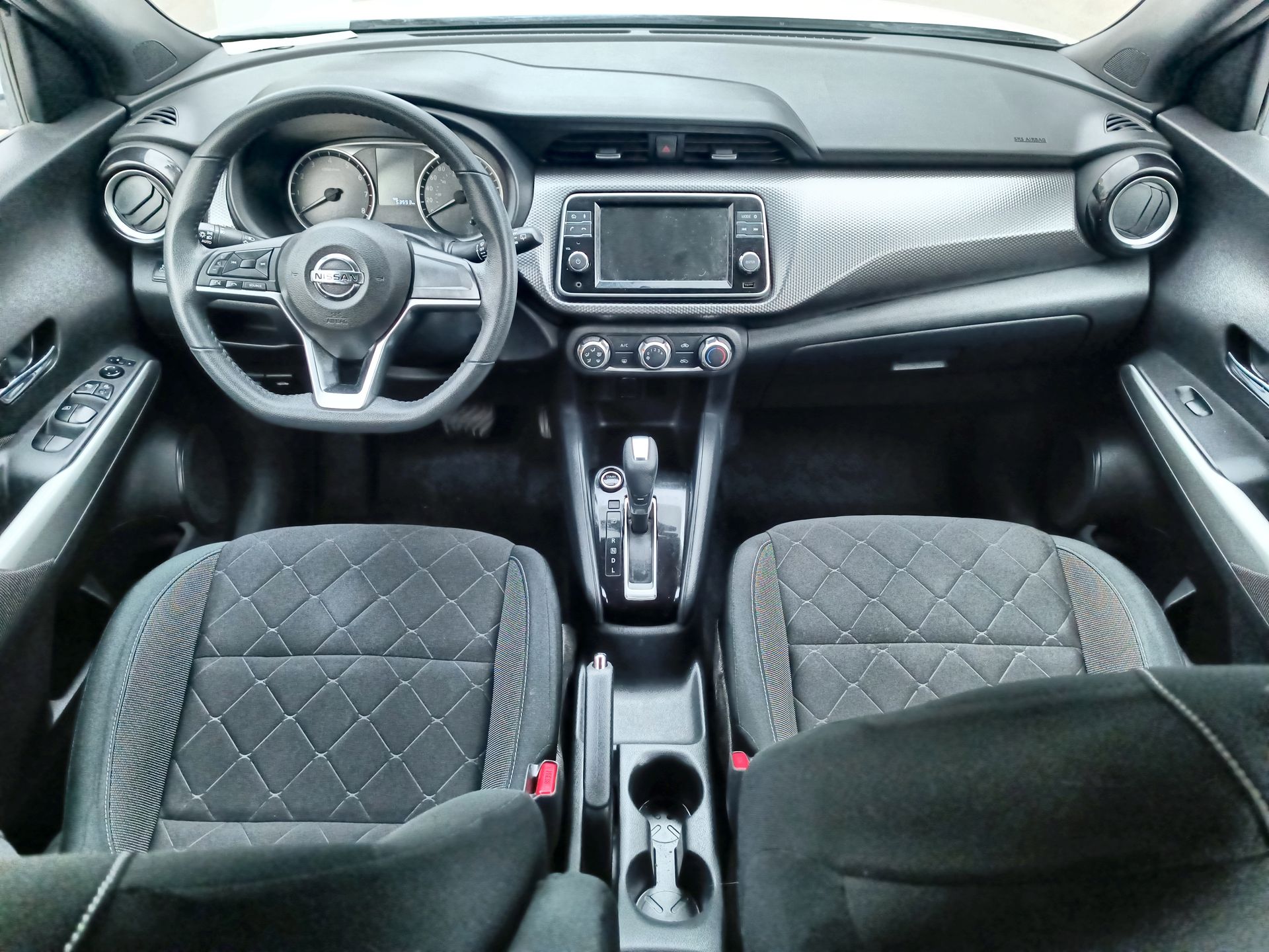 NISSAN - 9