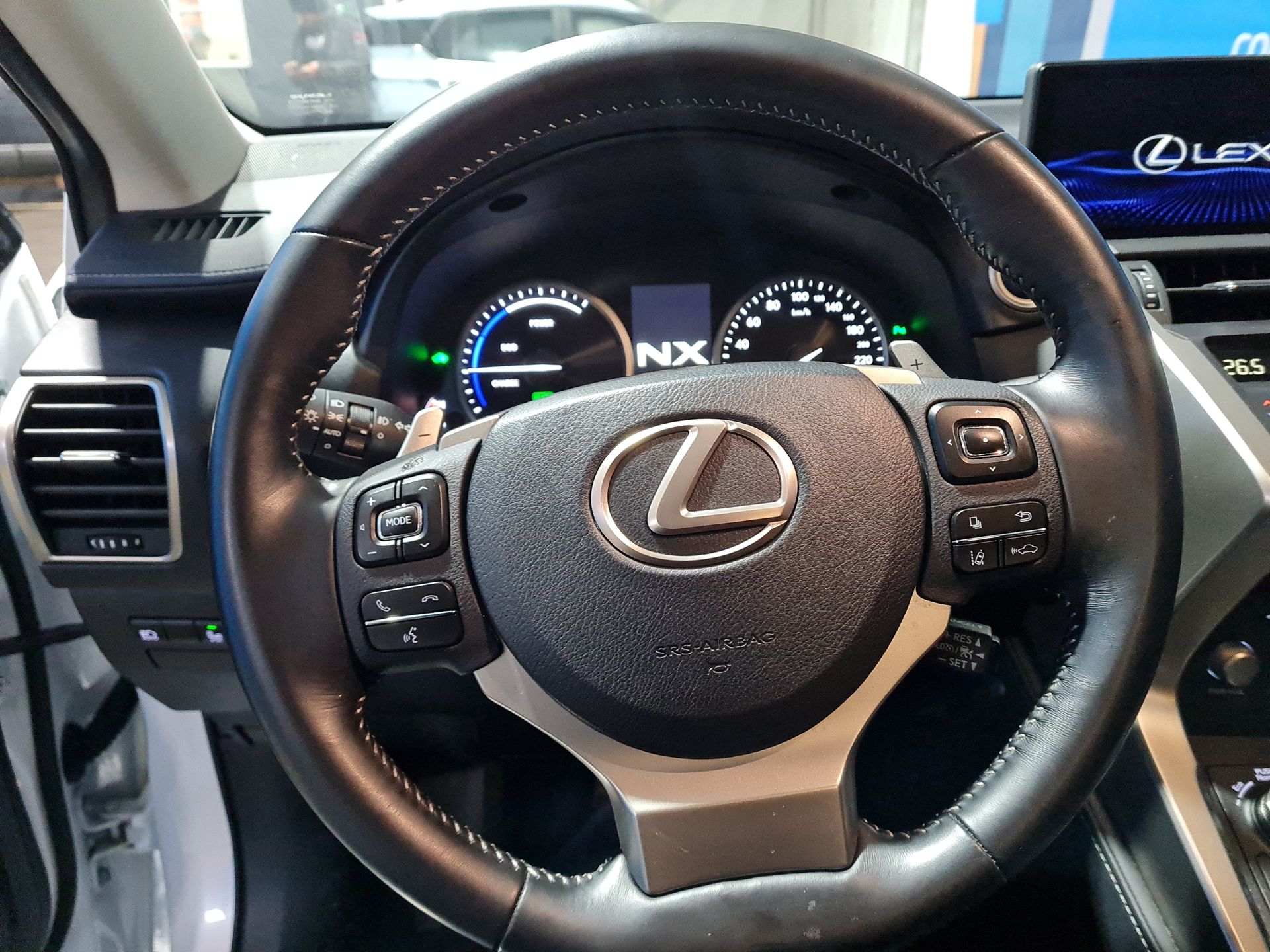 LEXUS - 21