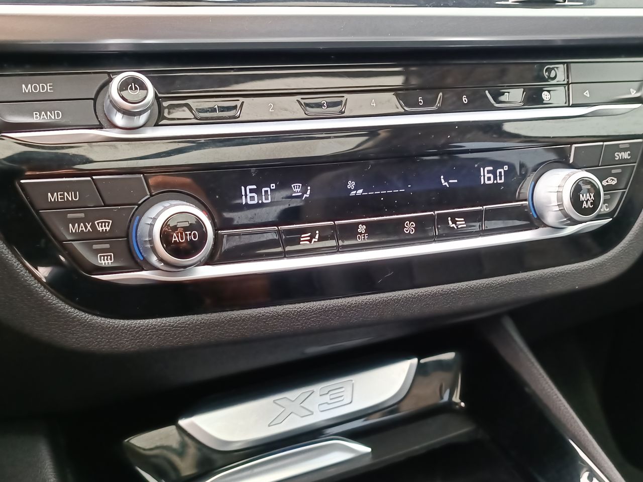 BMW - 27