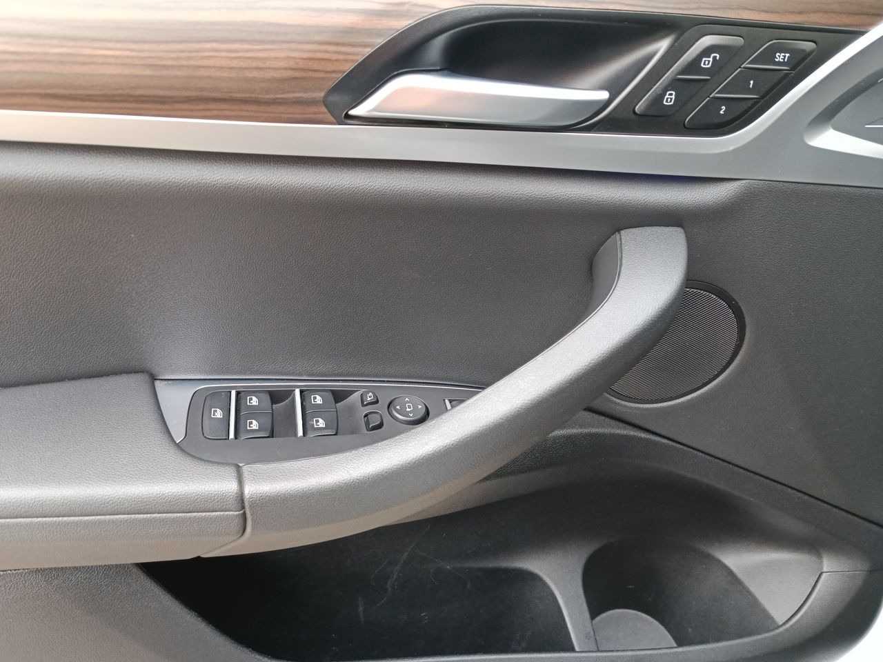 BMW - 20