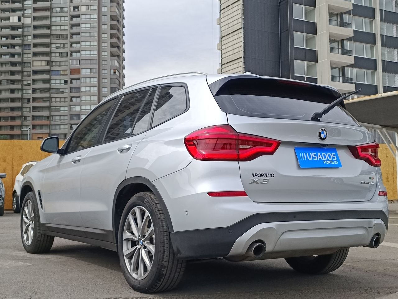 BMW - 5