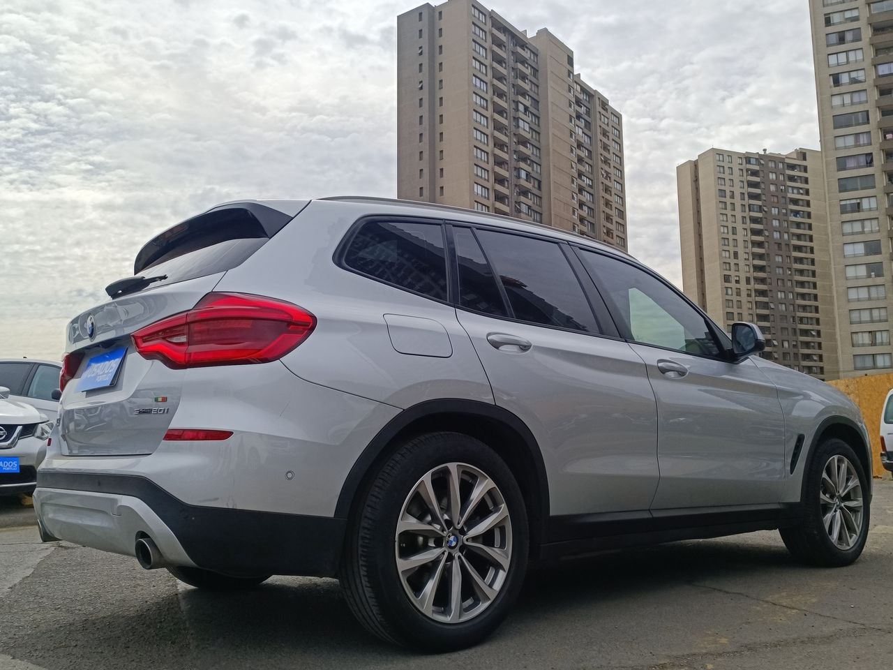 BMW - 7