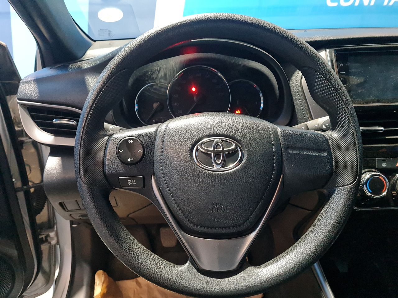 TOYOTA - 20