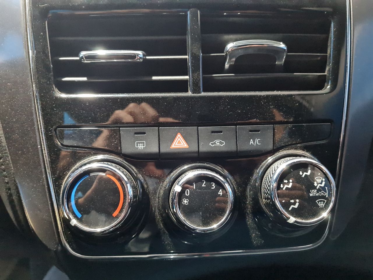 TOYOTA - 24