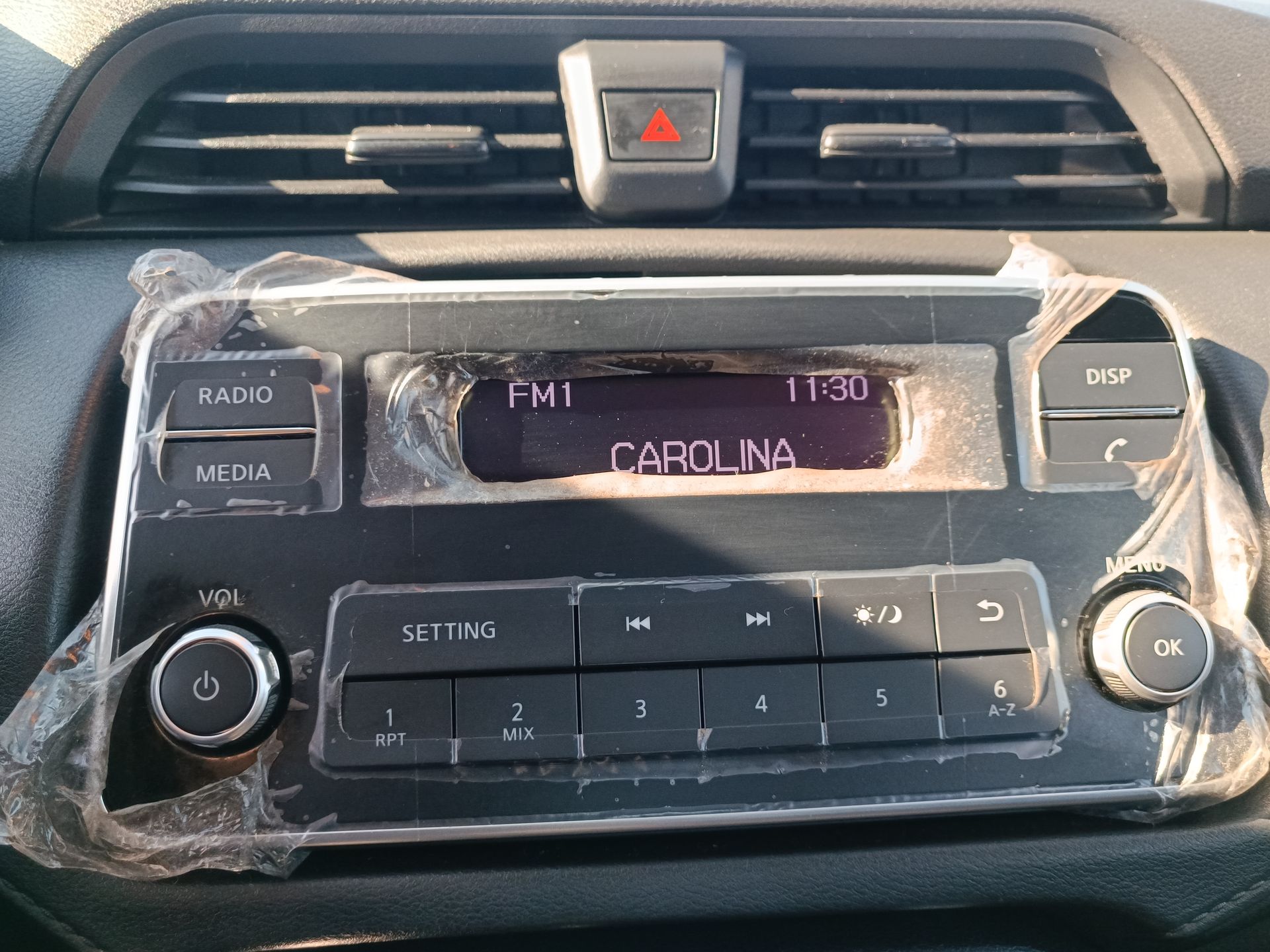NISSAN - 24