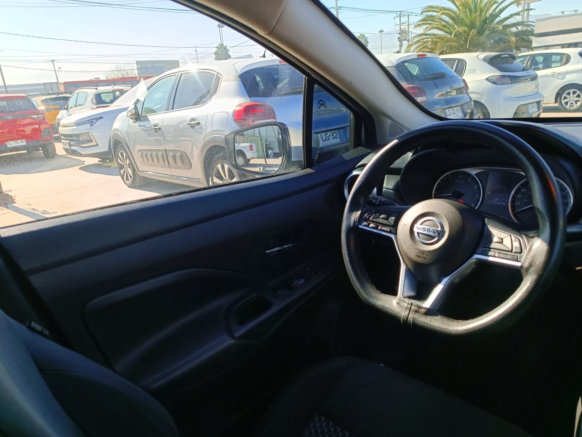 NISSAN - 16