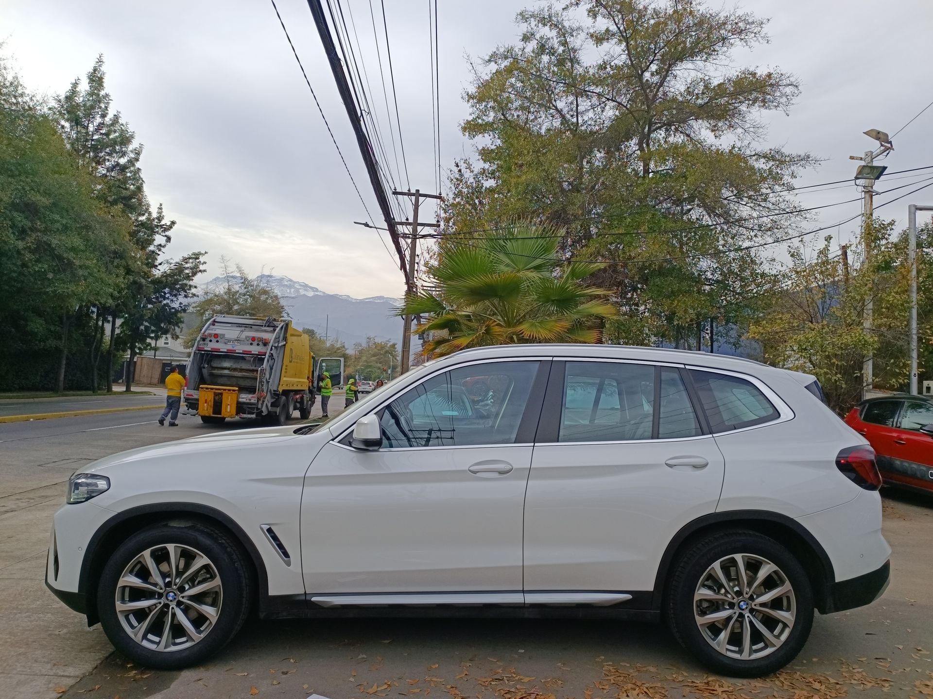 BMW - 4