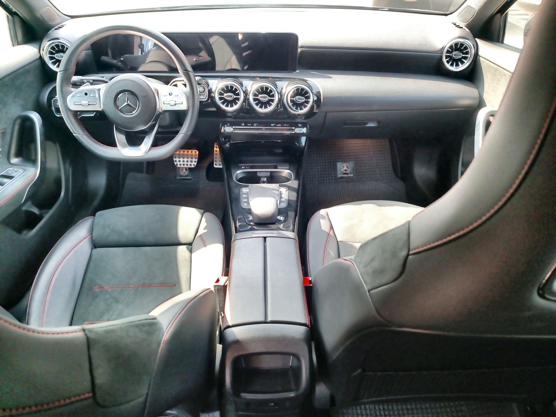 MERCEDES BENZ - 31