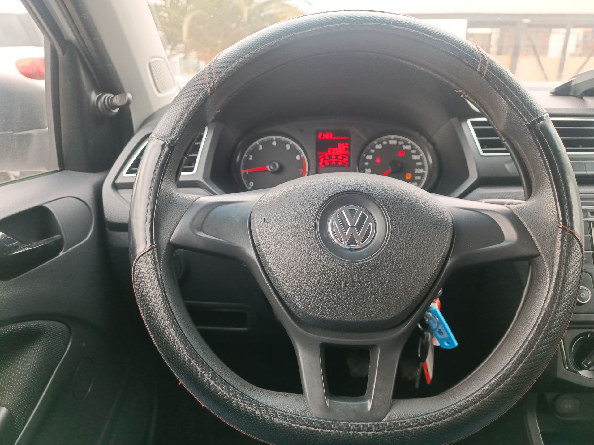 VOLKSWAGEN - 22