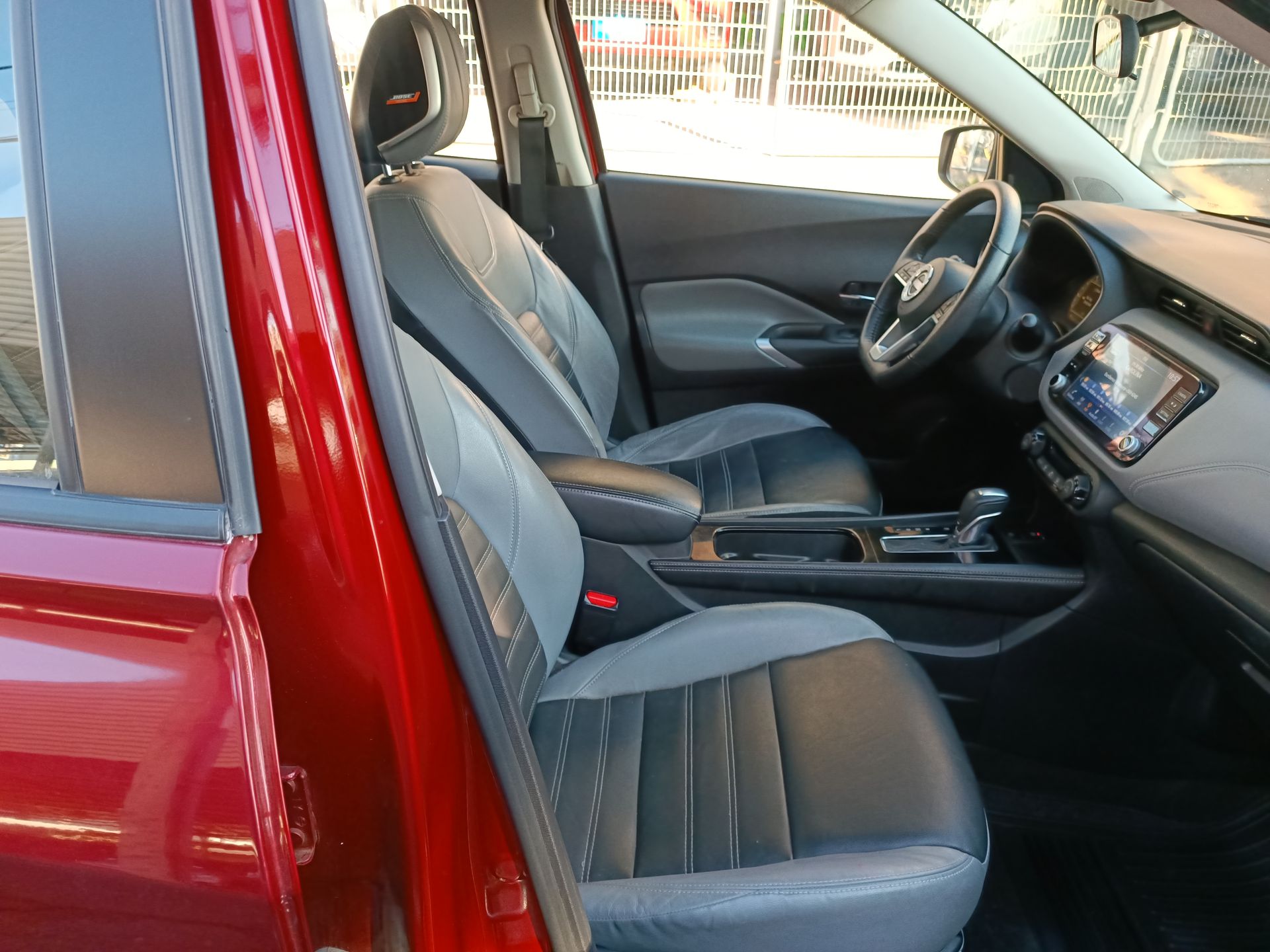 NISSAN - 27