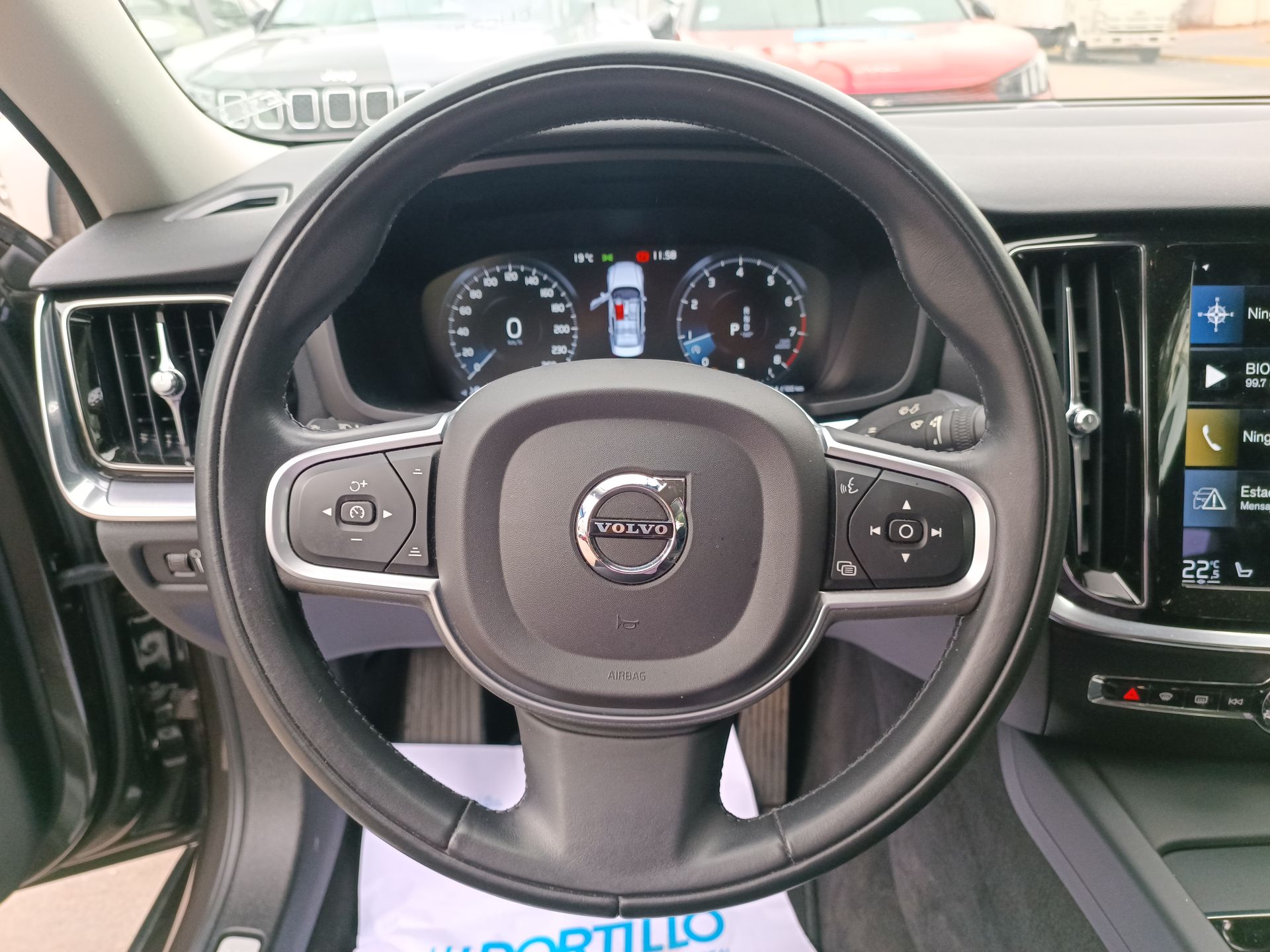 VOLVO - 22