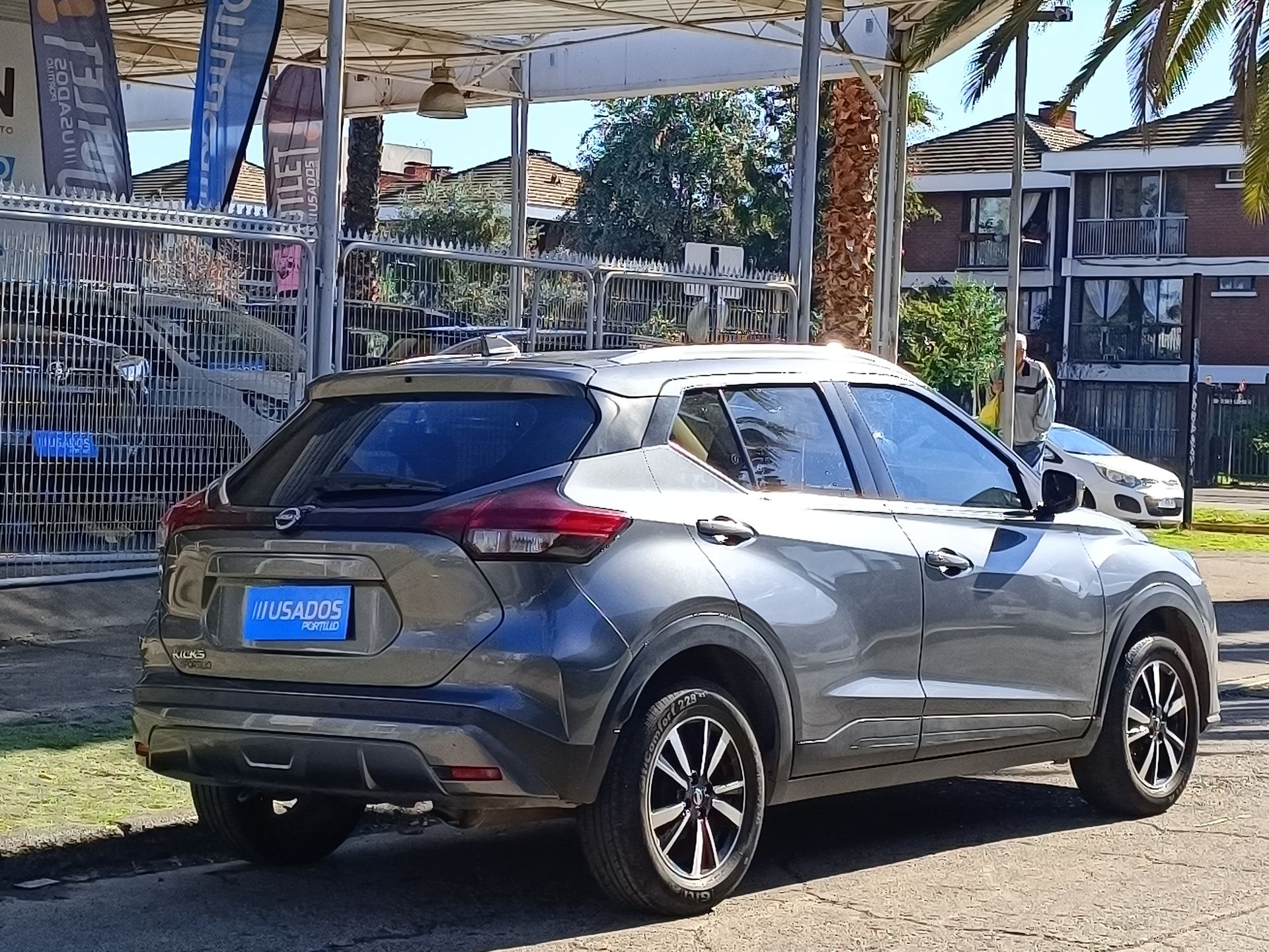 NISSAN - 7
