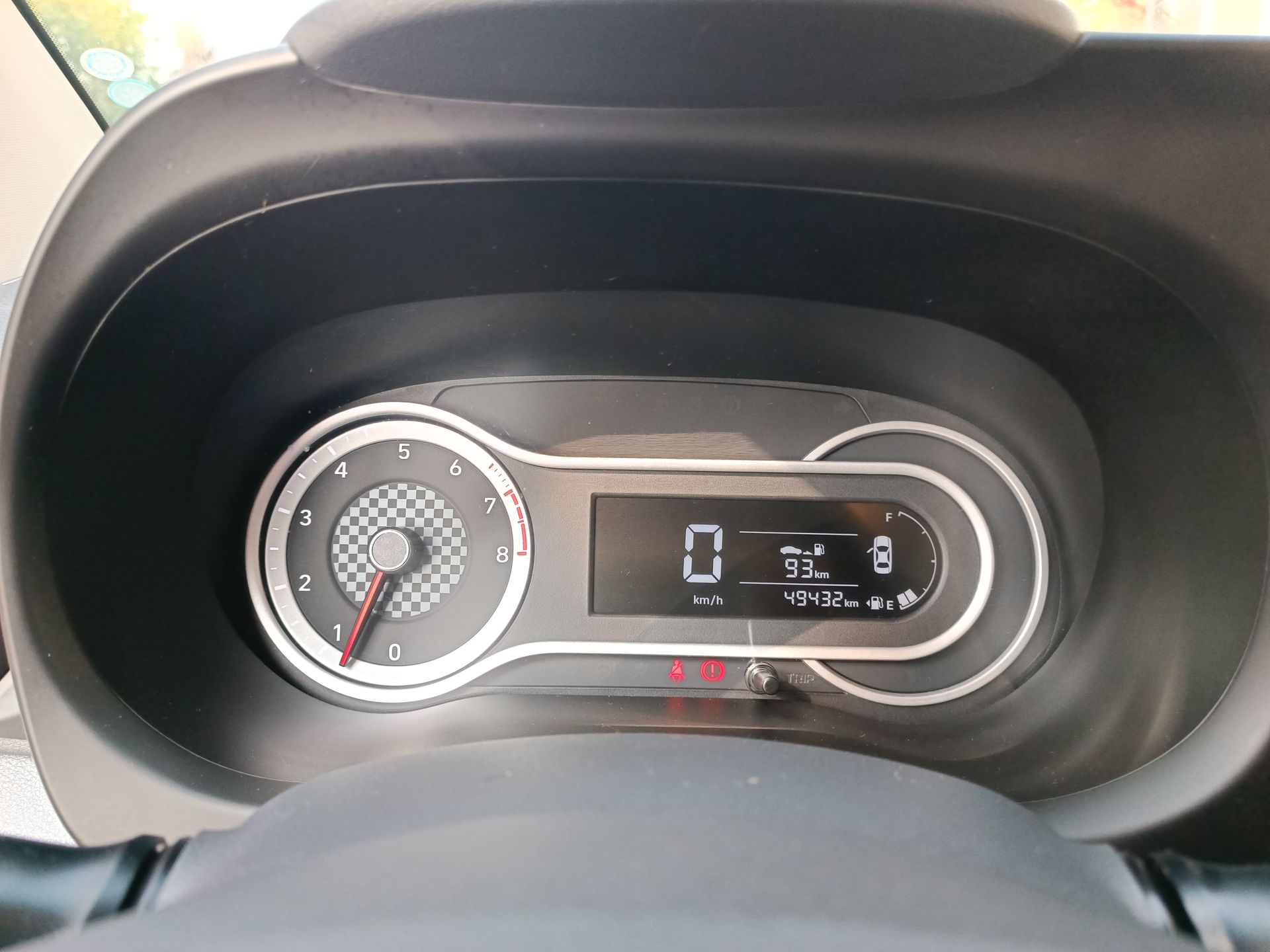 HYUNDAI - 23