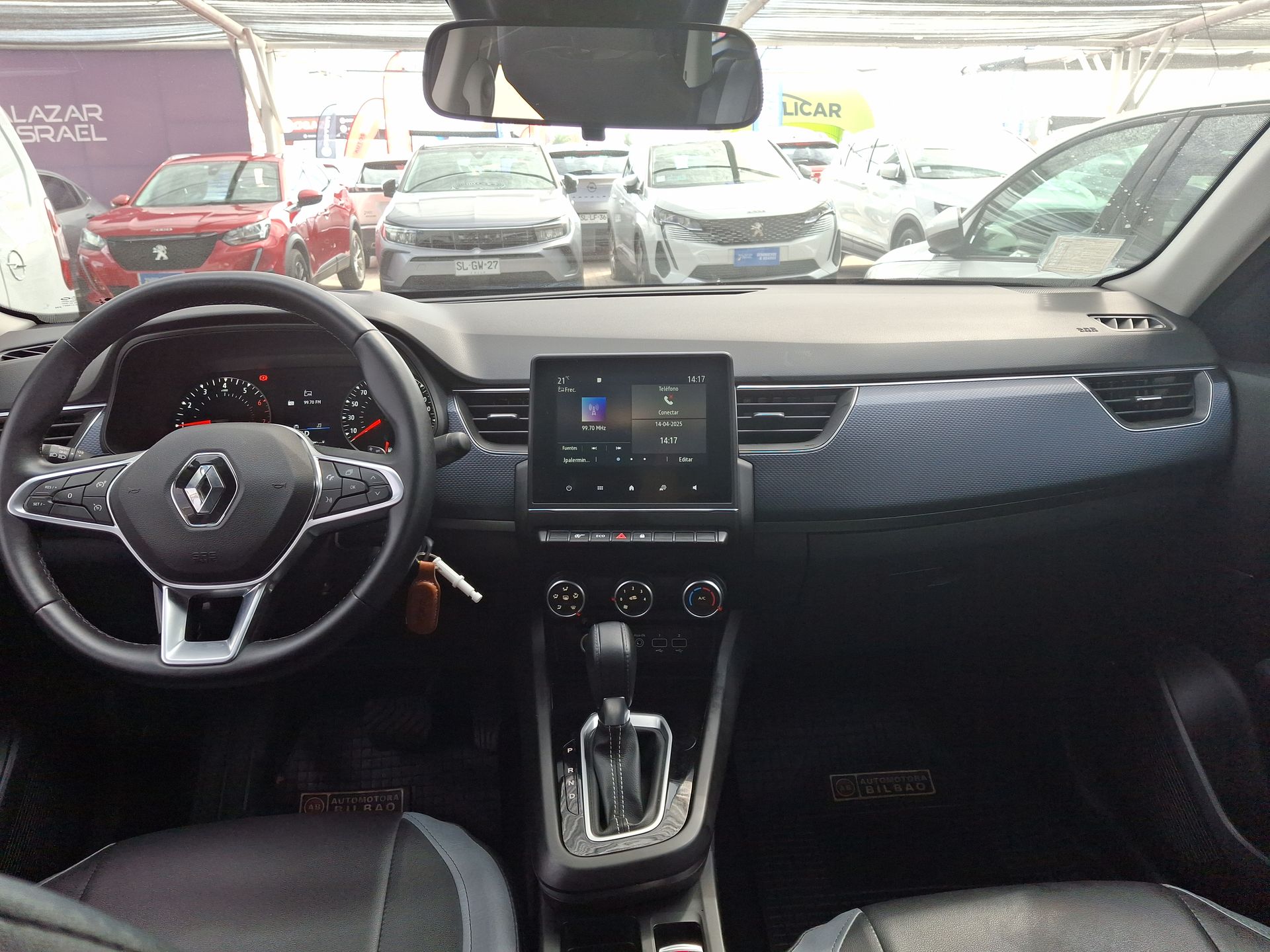 RENAULT - 9