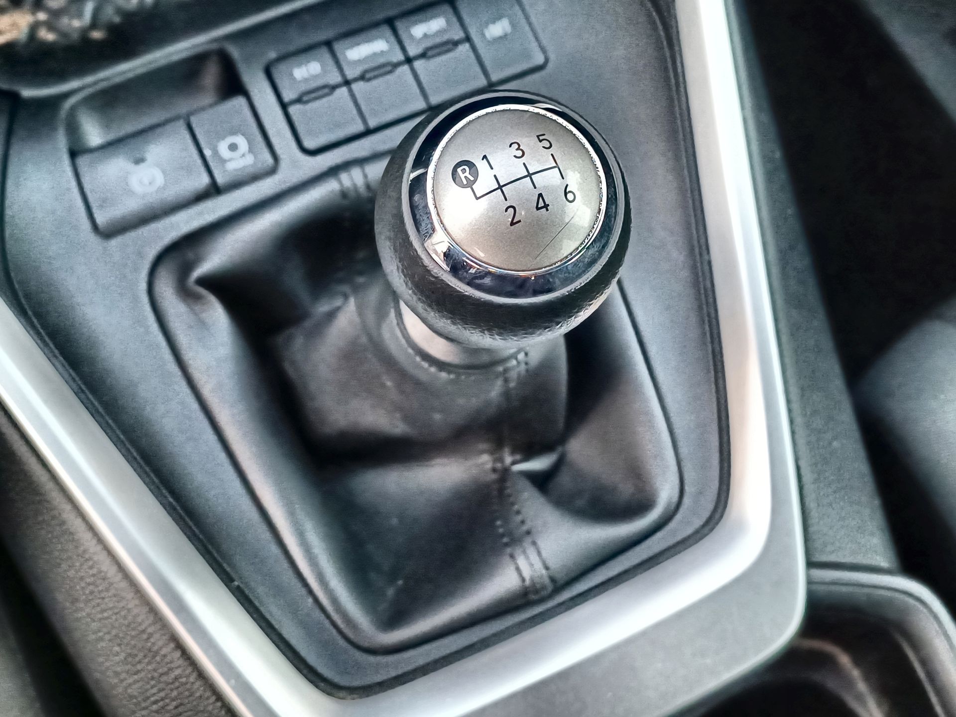 TOYOTA - 31
