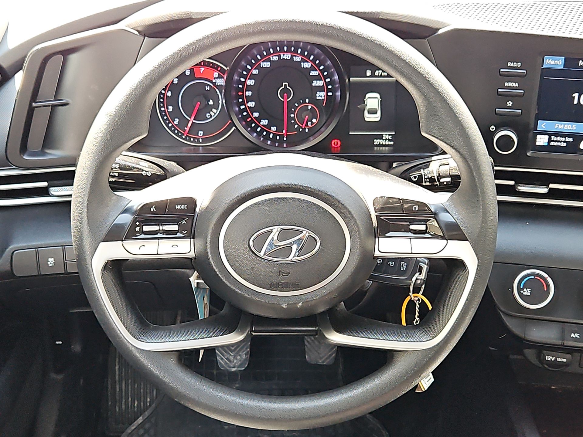 HYUNDAI - 13