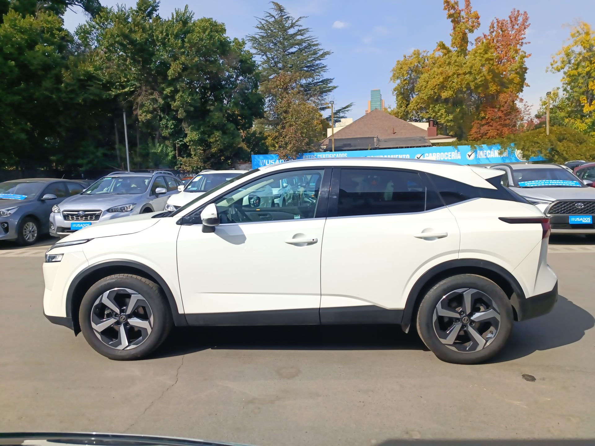NISSAN - 4