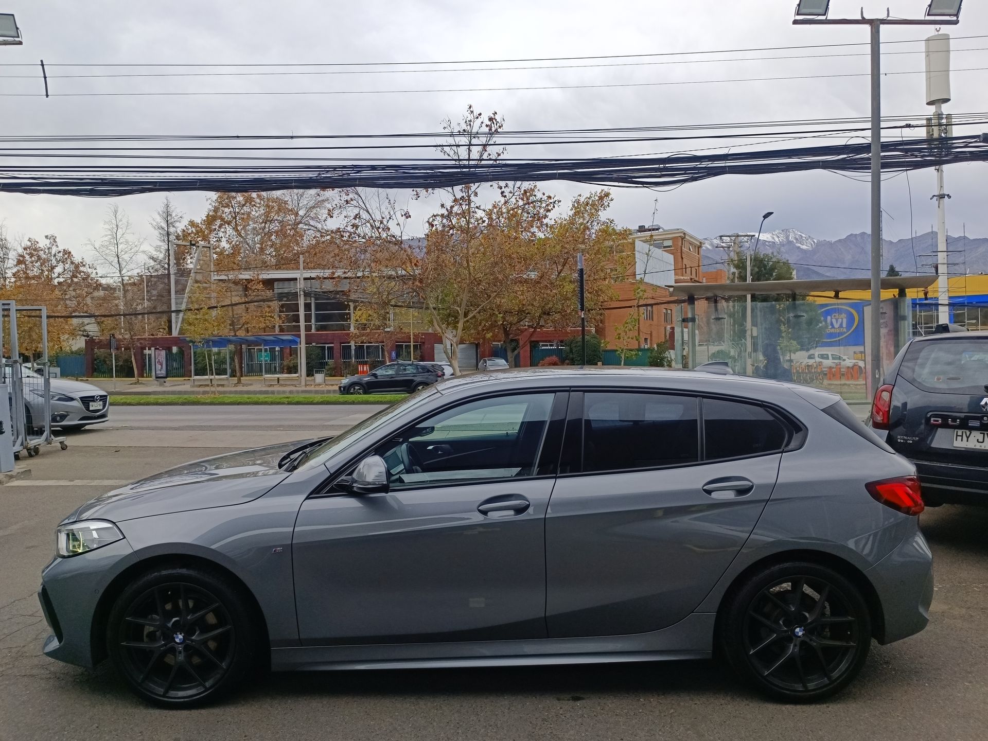 BMW - 4