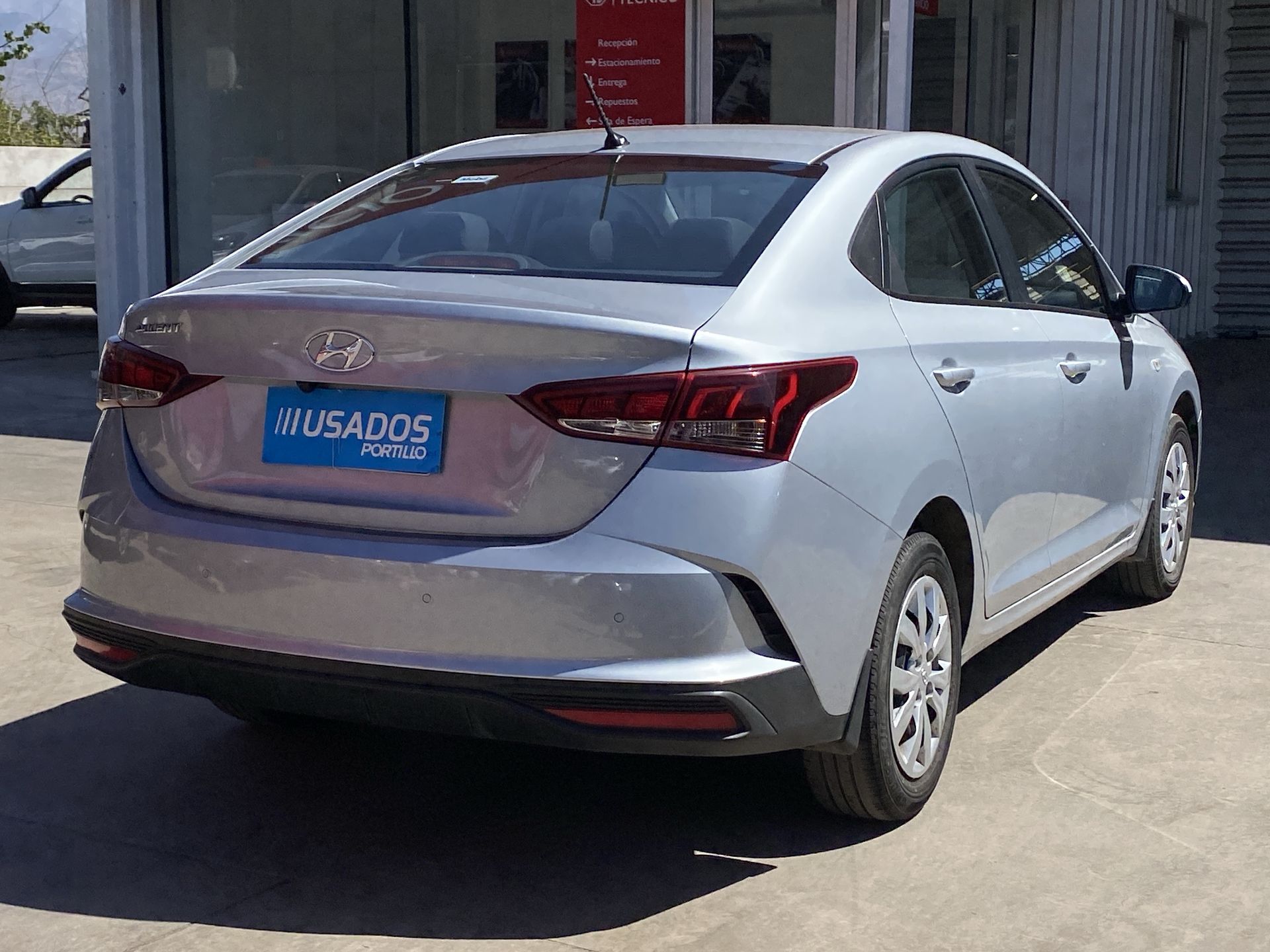 HYUNDAI - 7