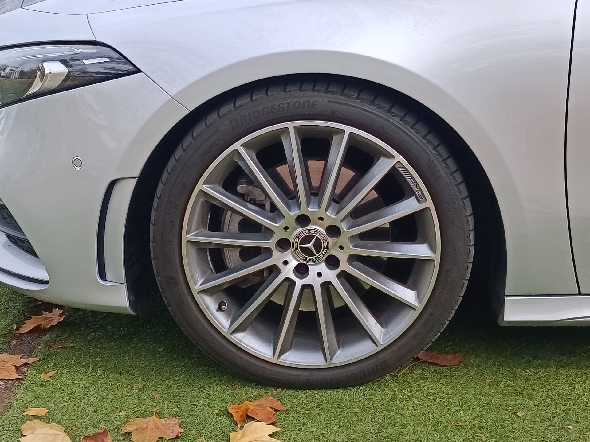 MERCEDES BENZ - 17