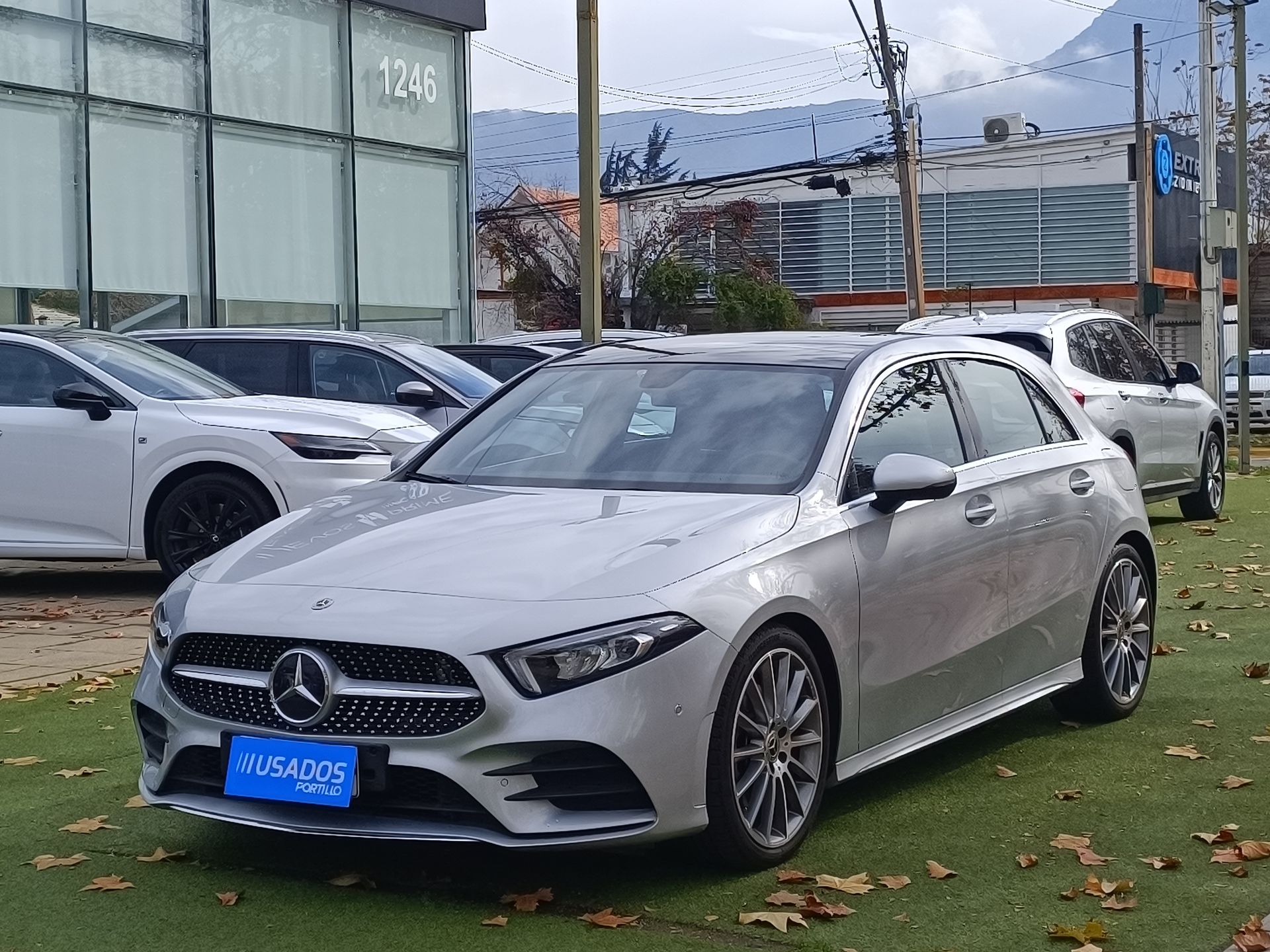 MERCEDES BENZ - 3