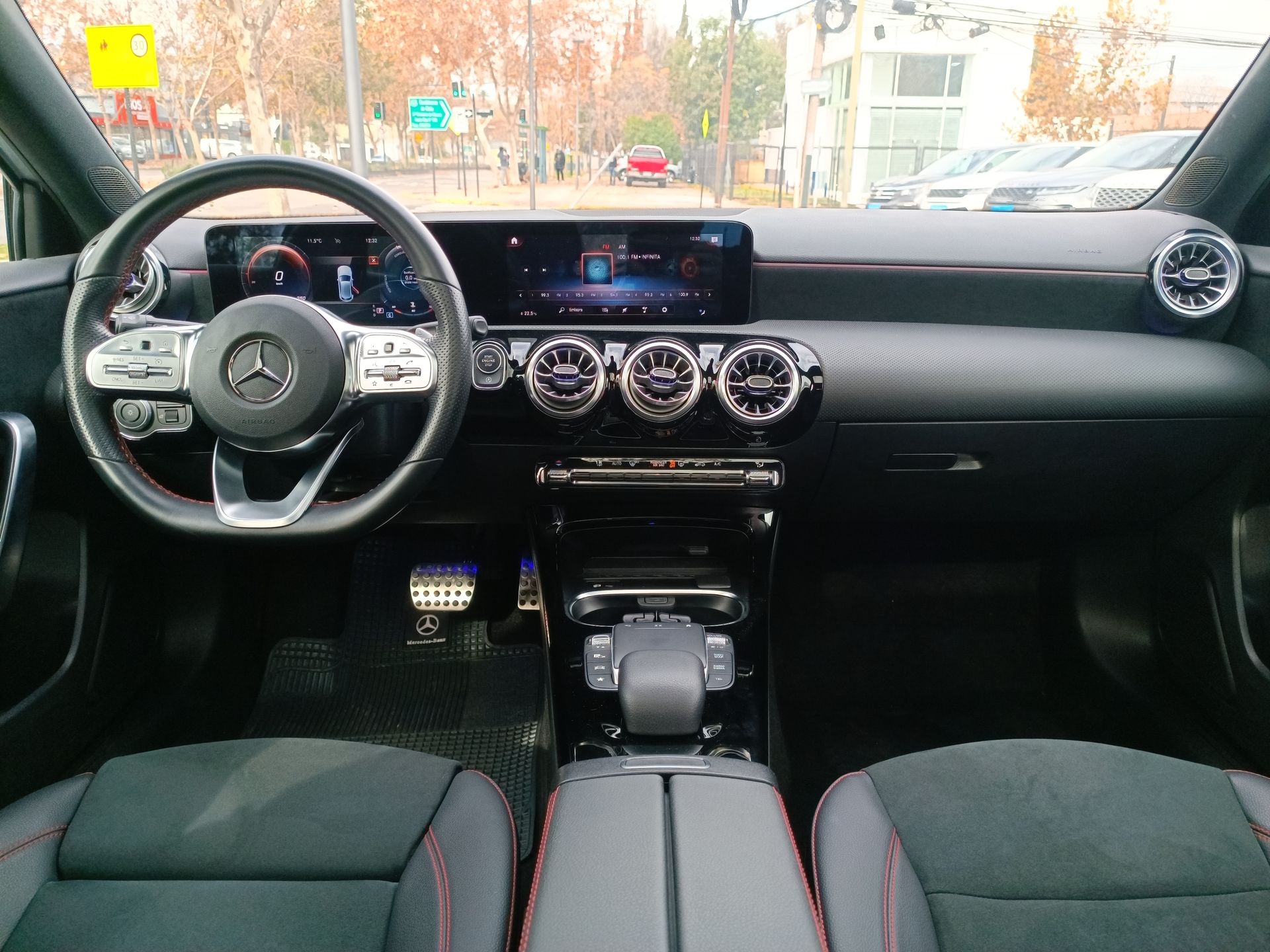 MERCEDES BENZ - 9