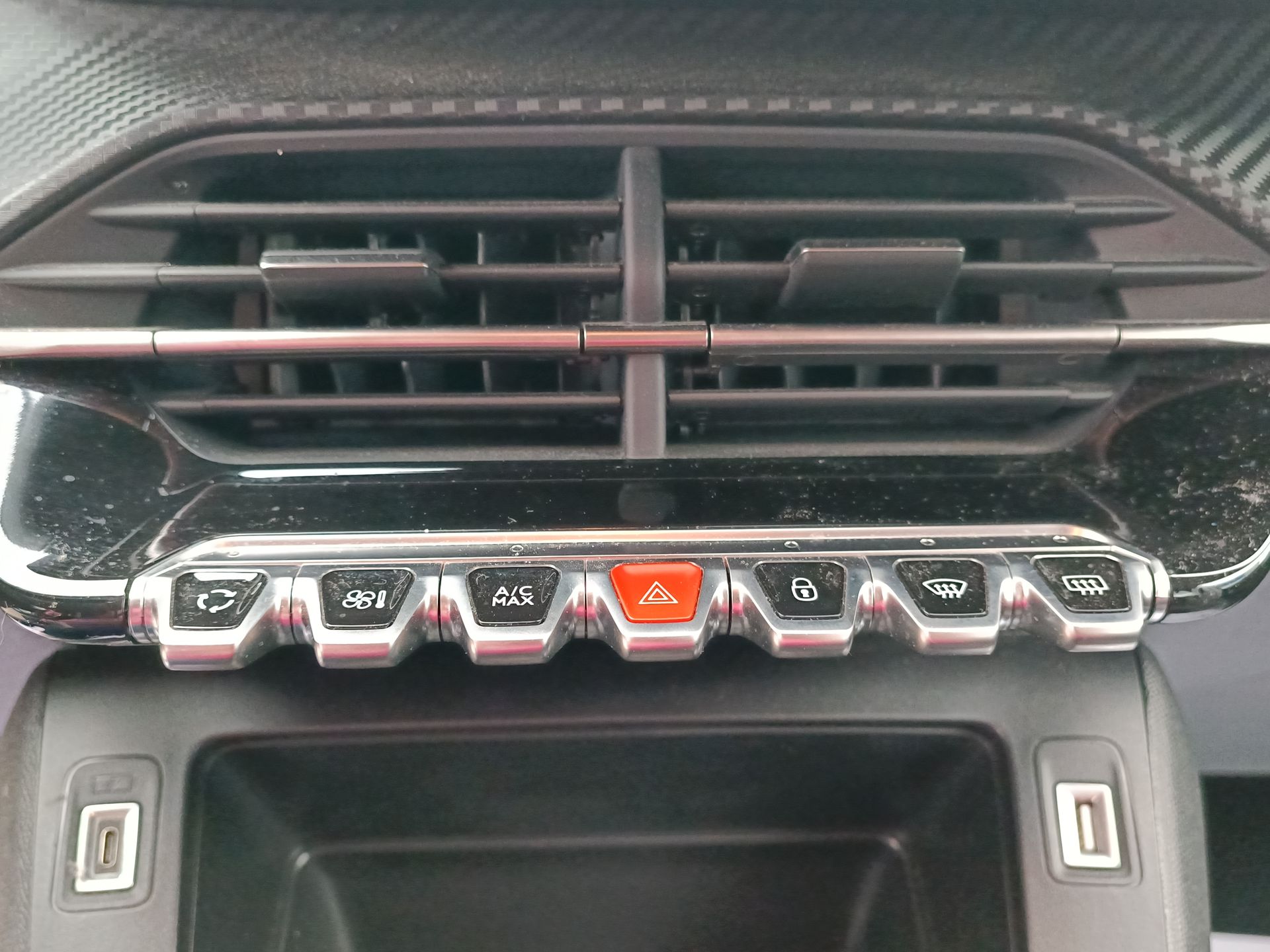 PEUGEOT - 26