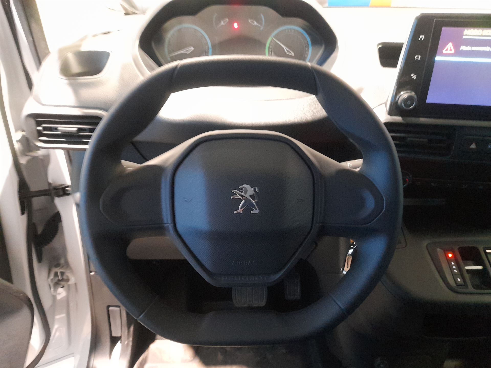 PEUGEOT - 12