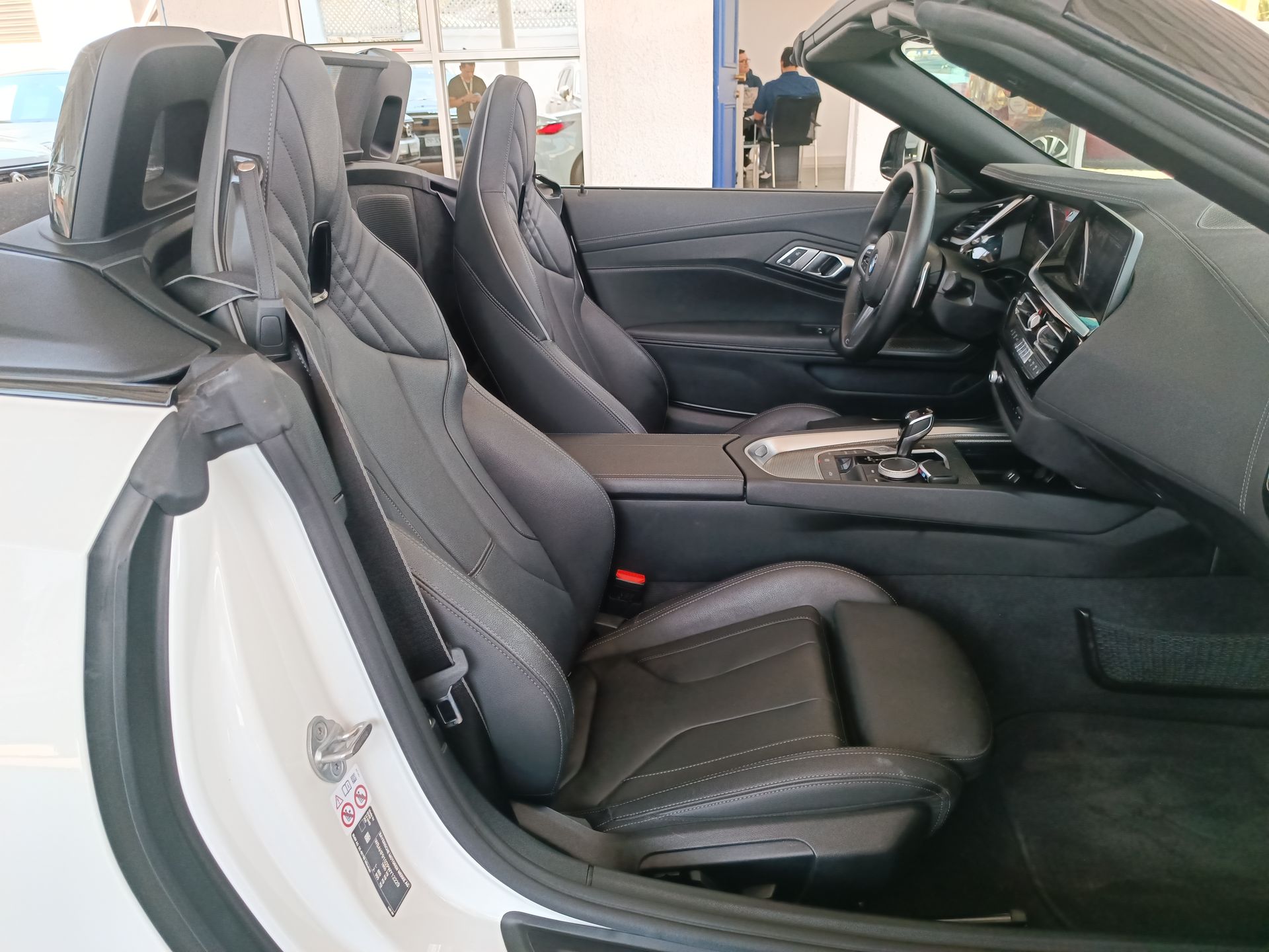 BMW - 28