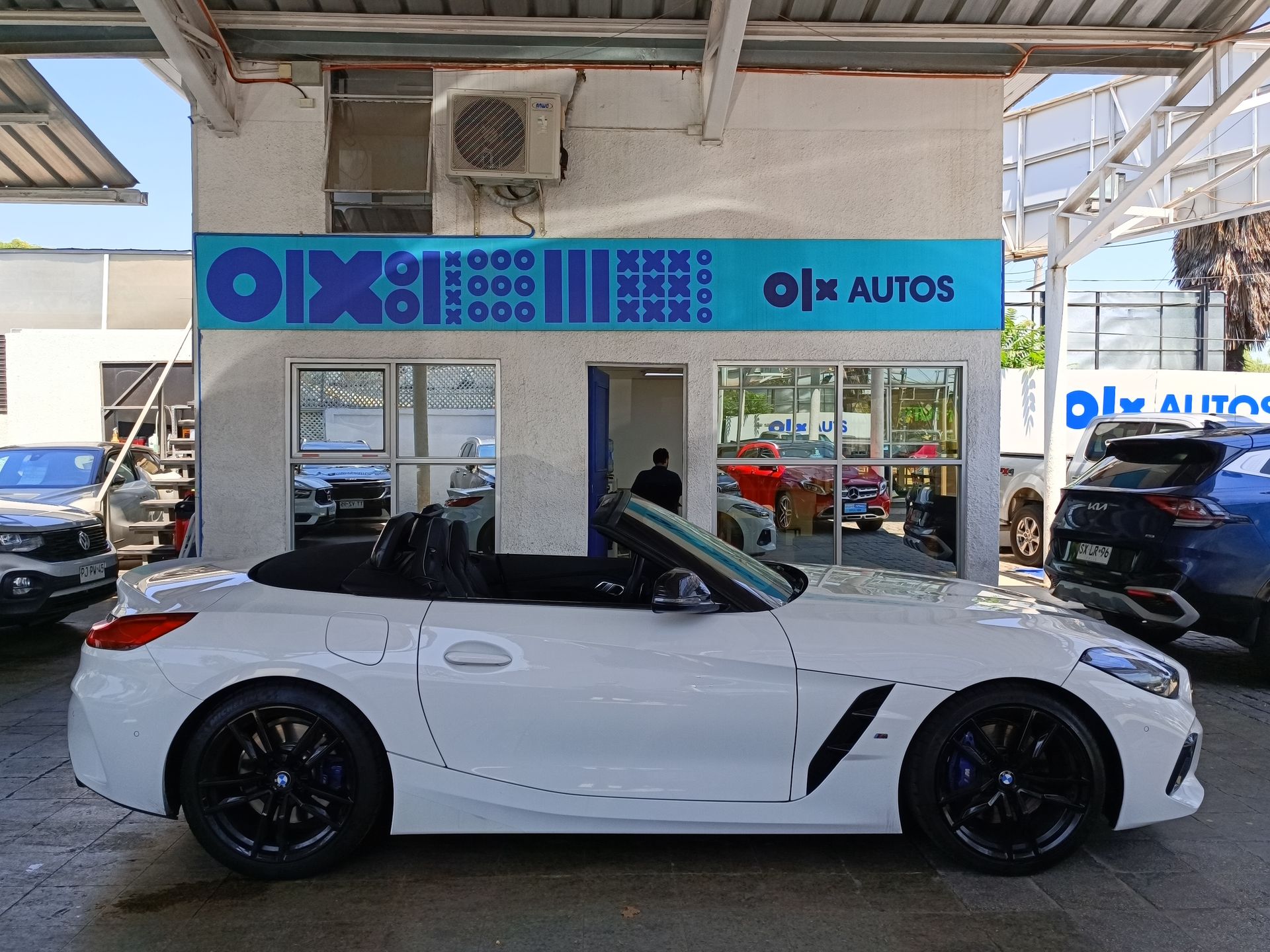 BMW - 8