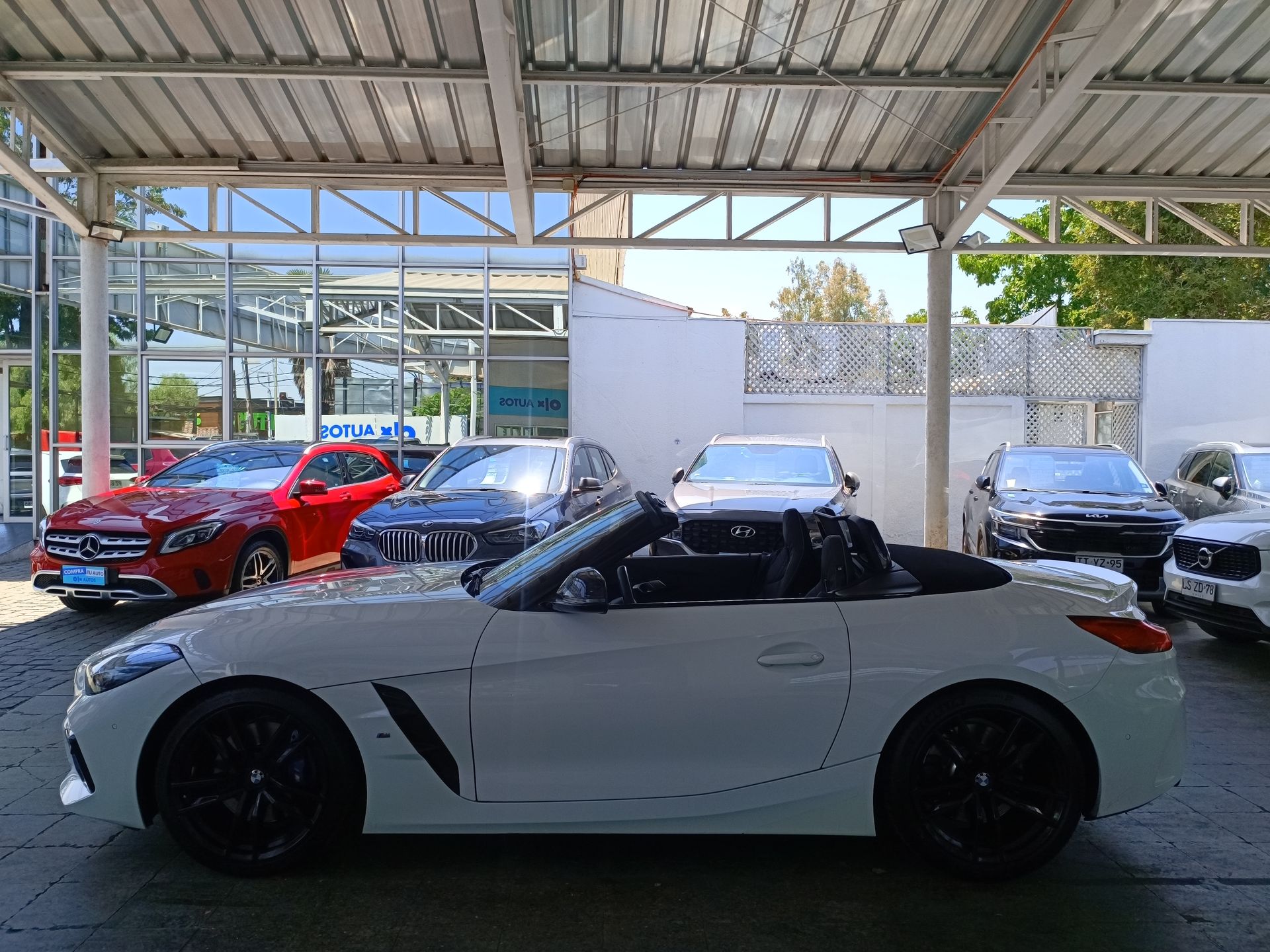 BMW - 4