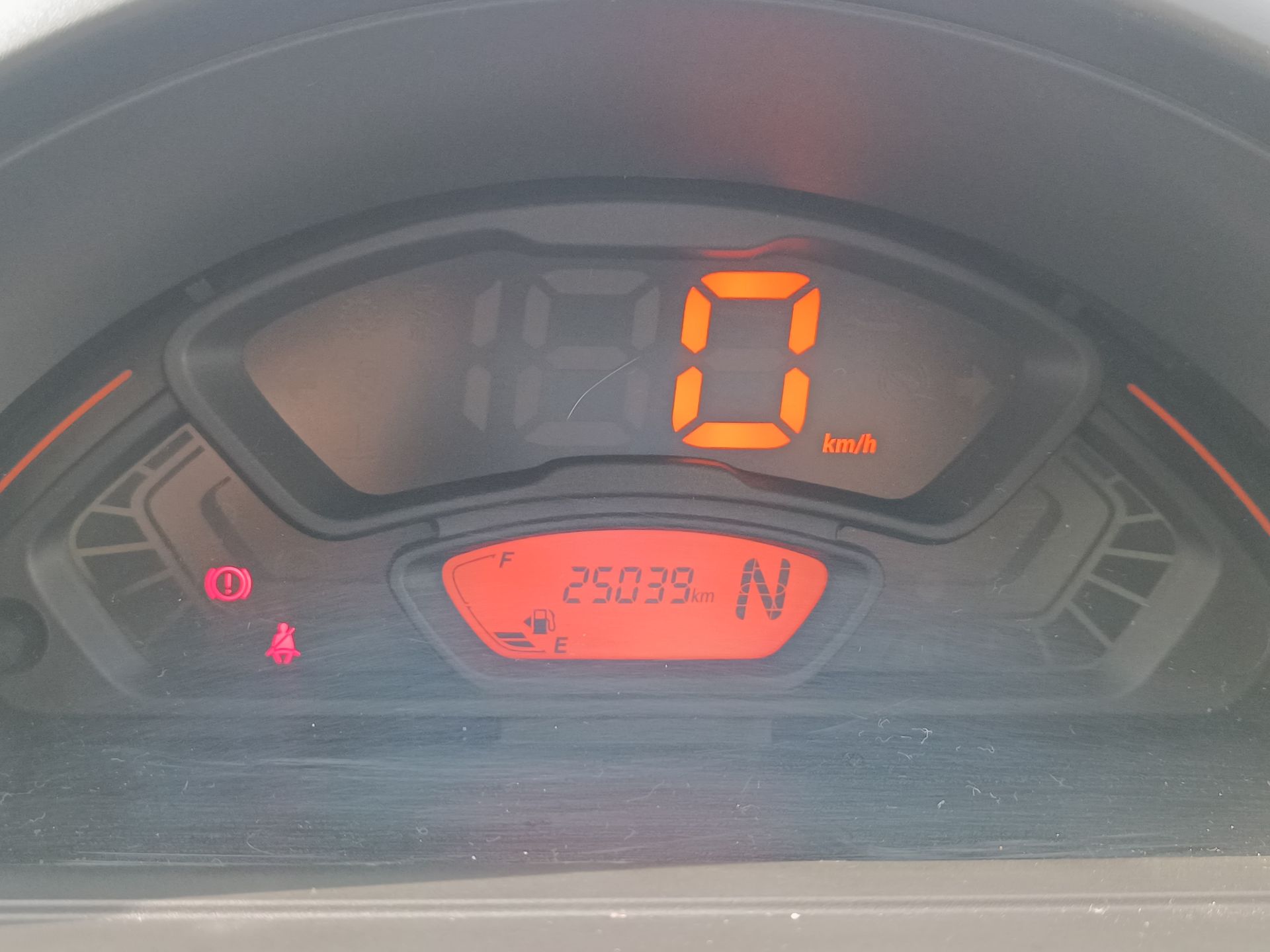 SUZUKI - 23