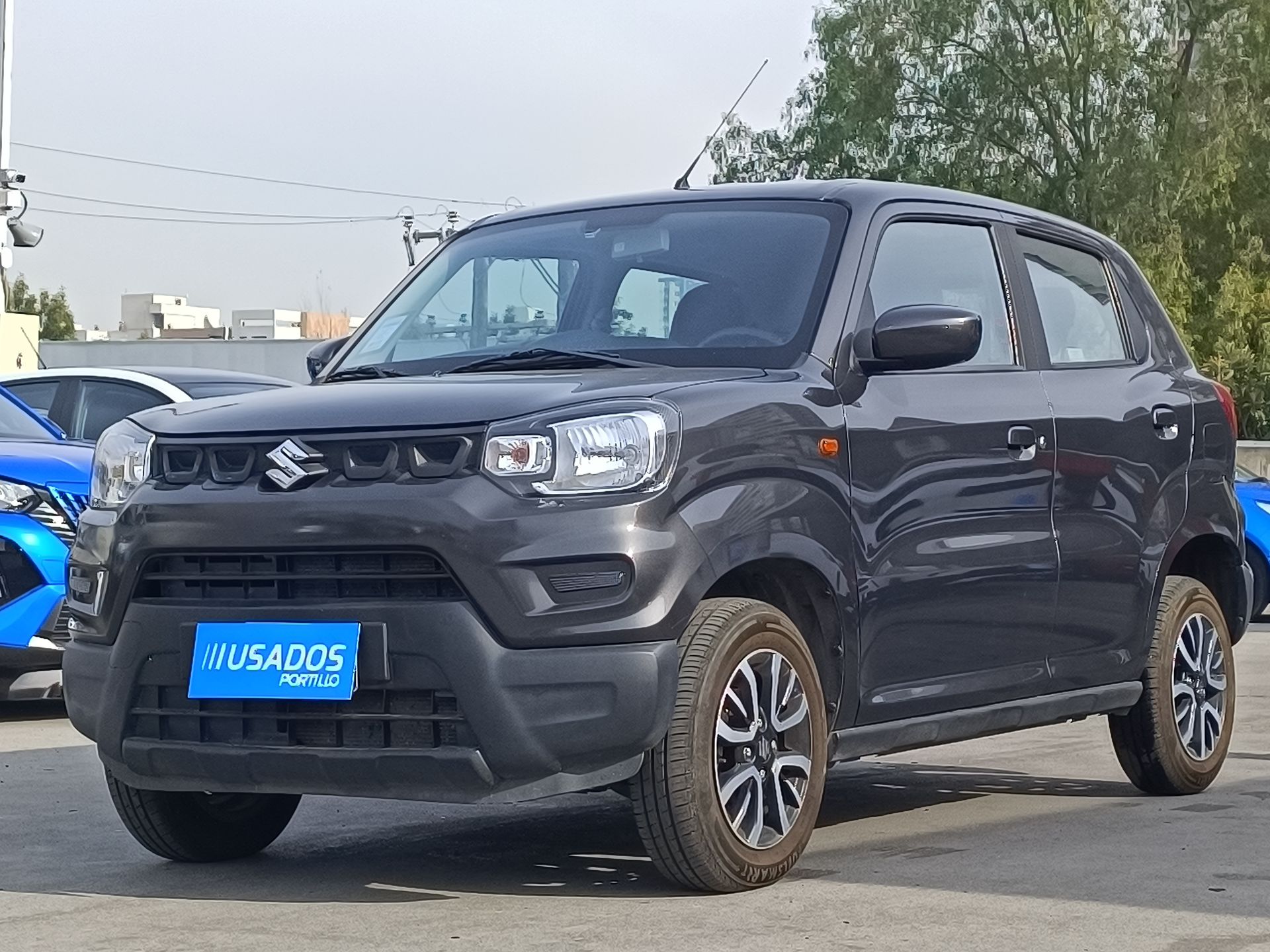 SUZUKI - 3
