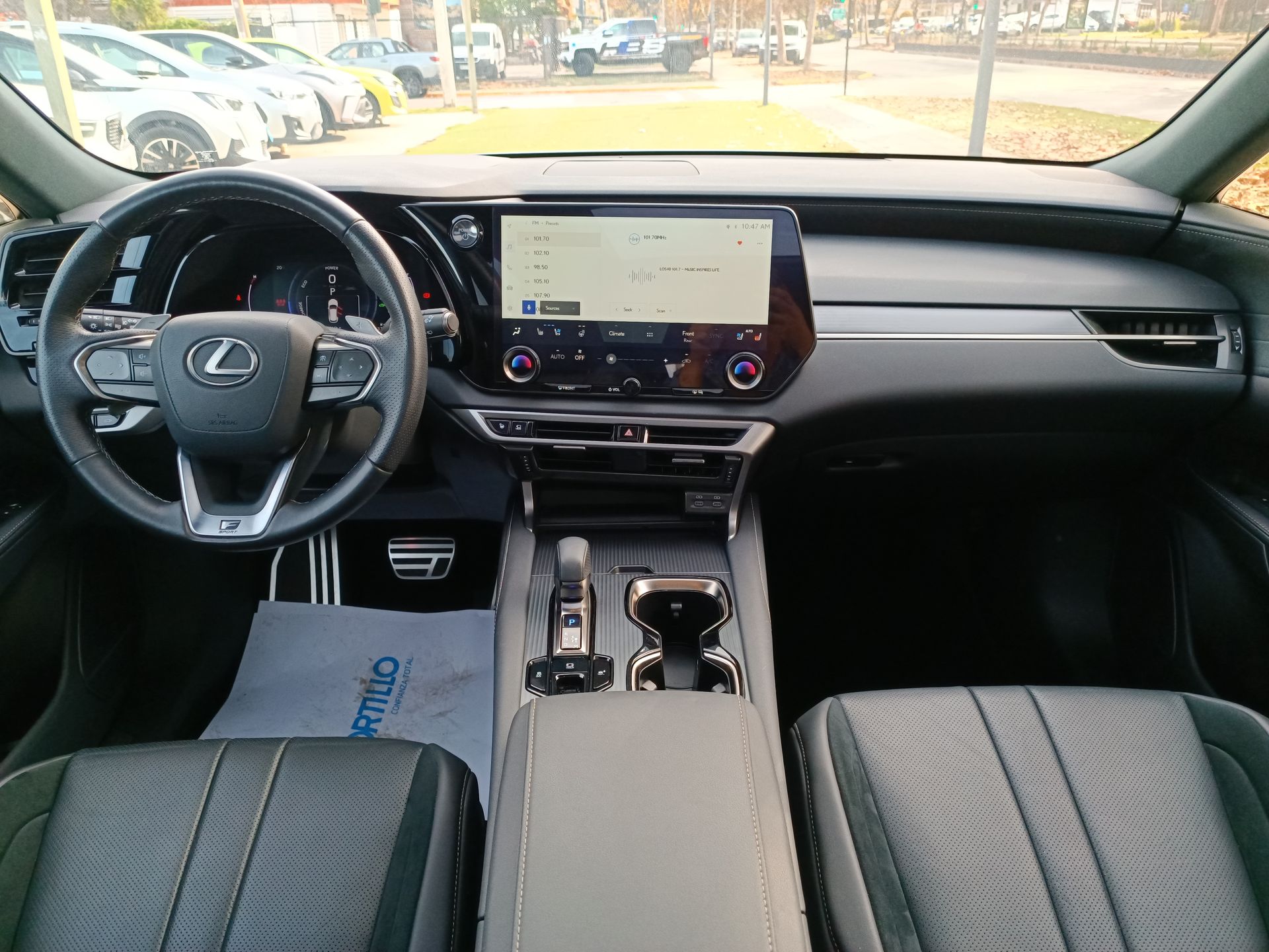 LEXUS - 9