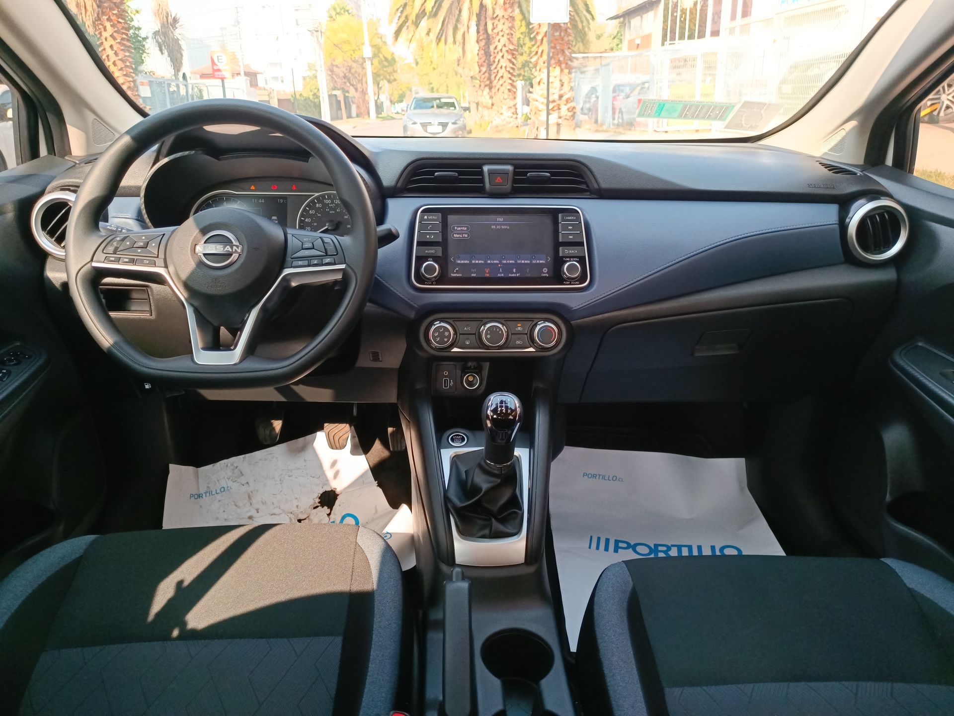 NISSAN - 9