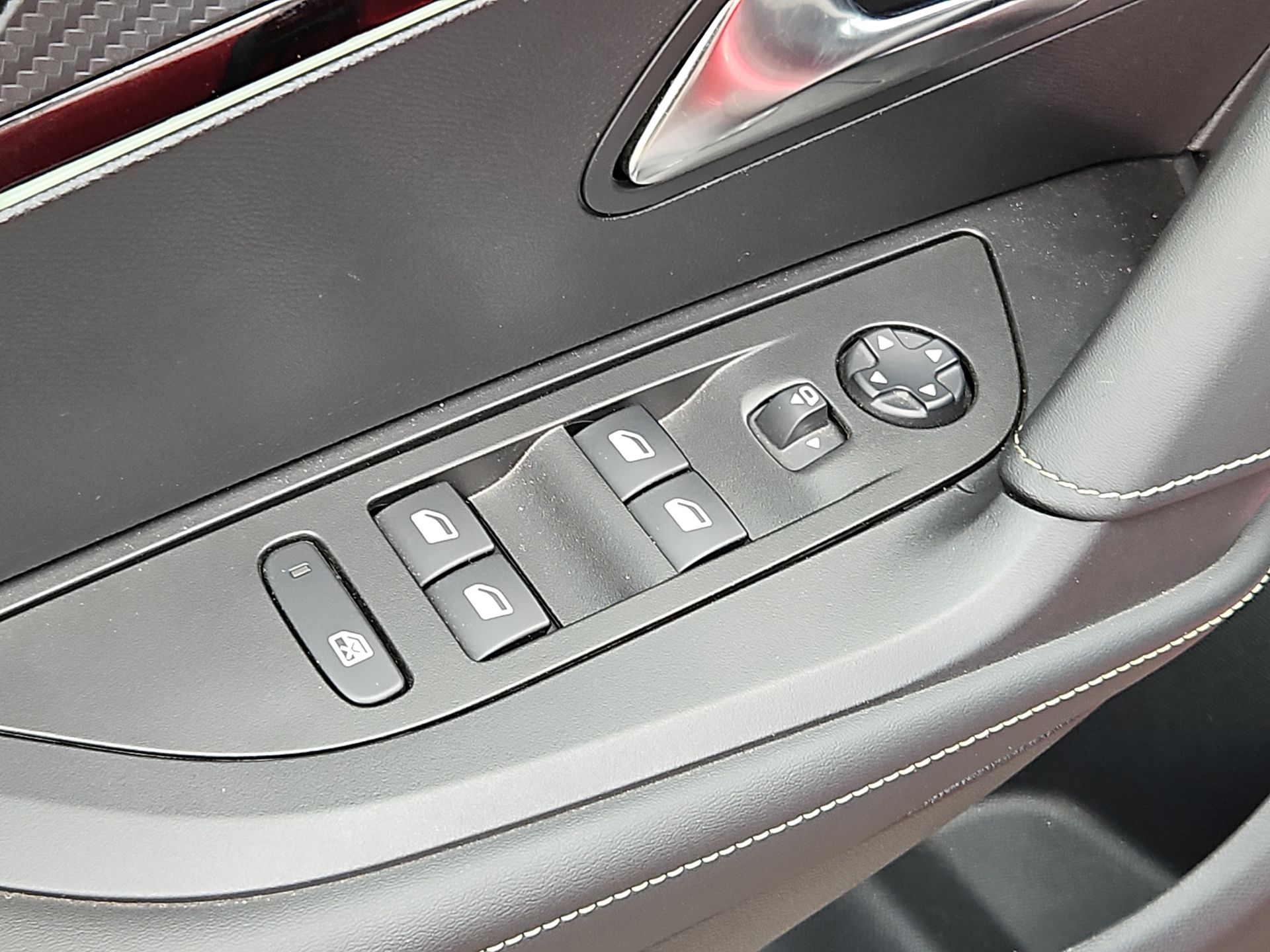 PEUGEOT - 10
