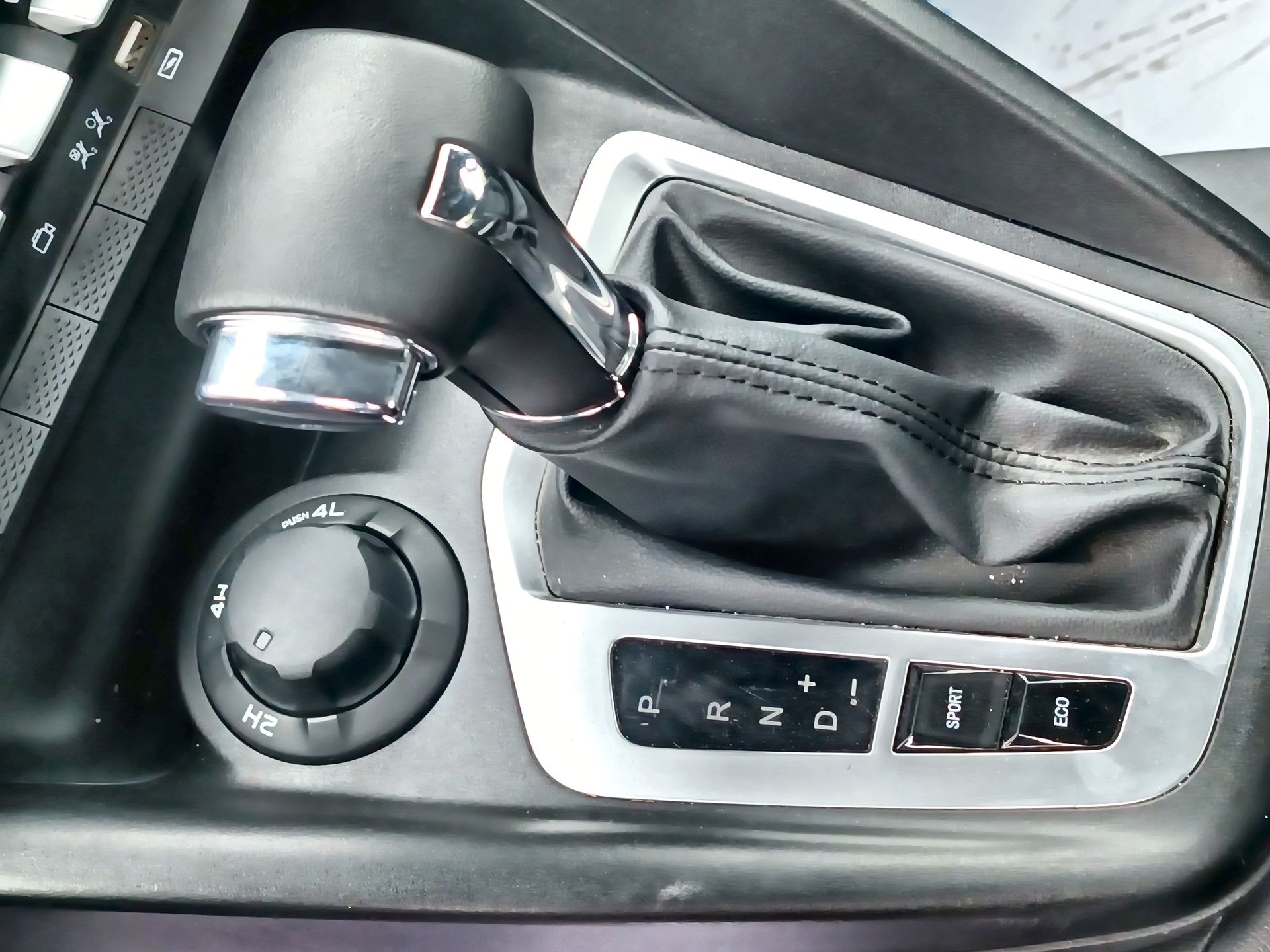 PEUGEOT - 32