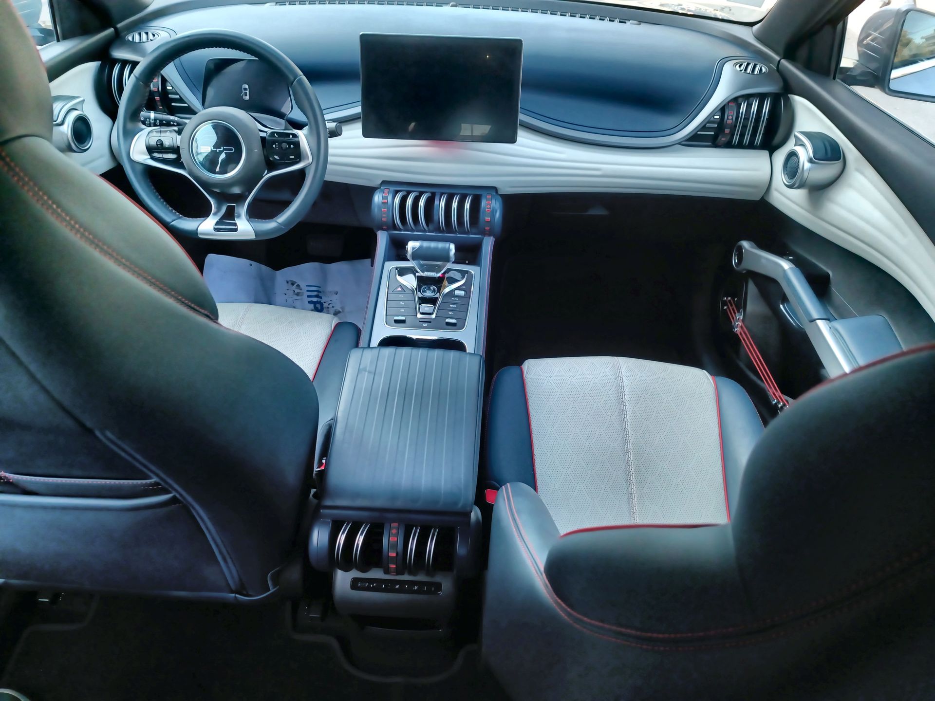 BYD - 32