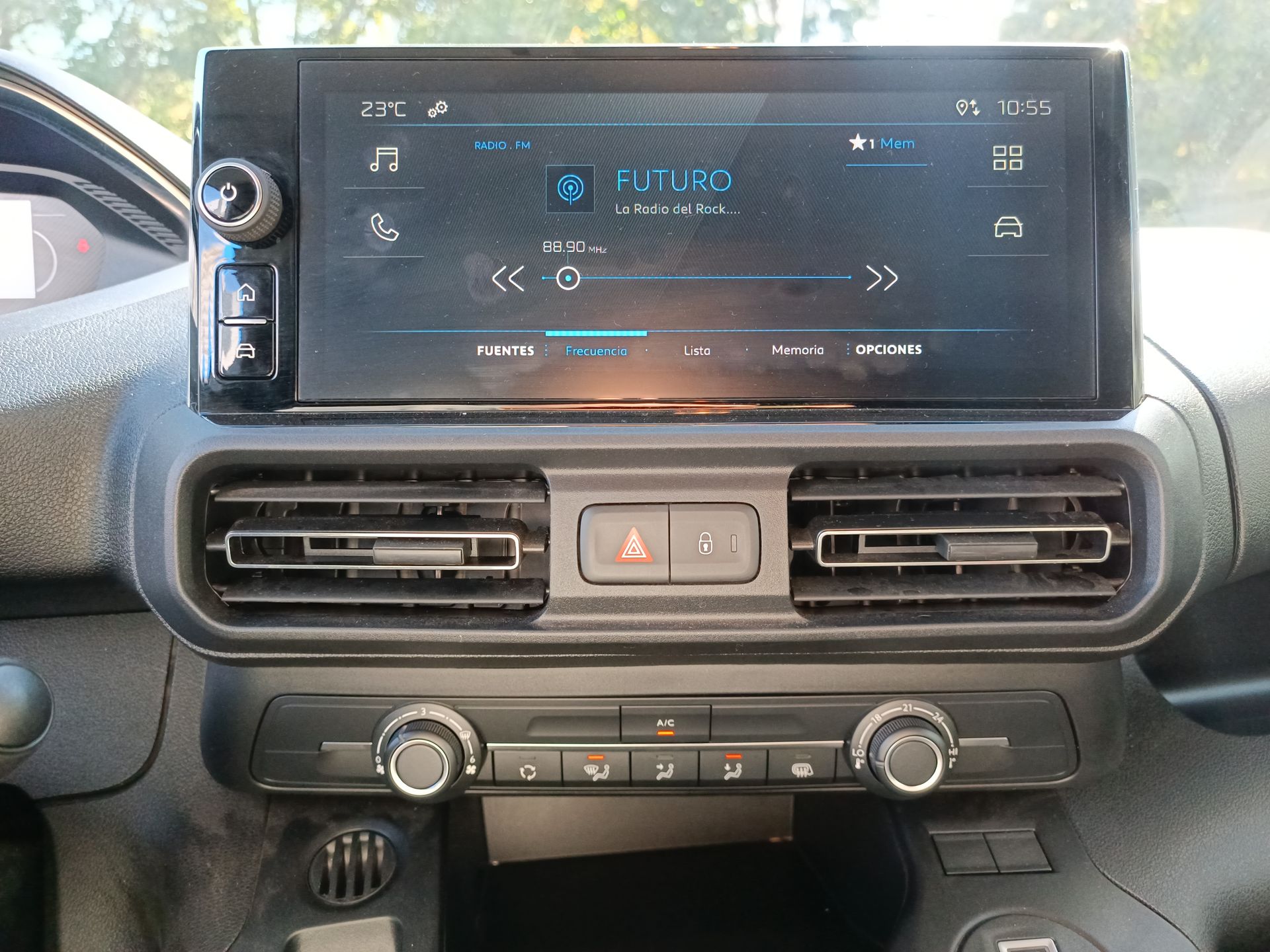 PEUGEOT - 26