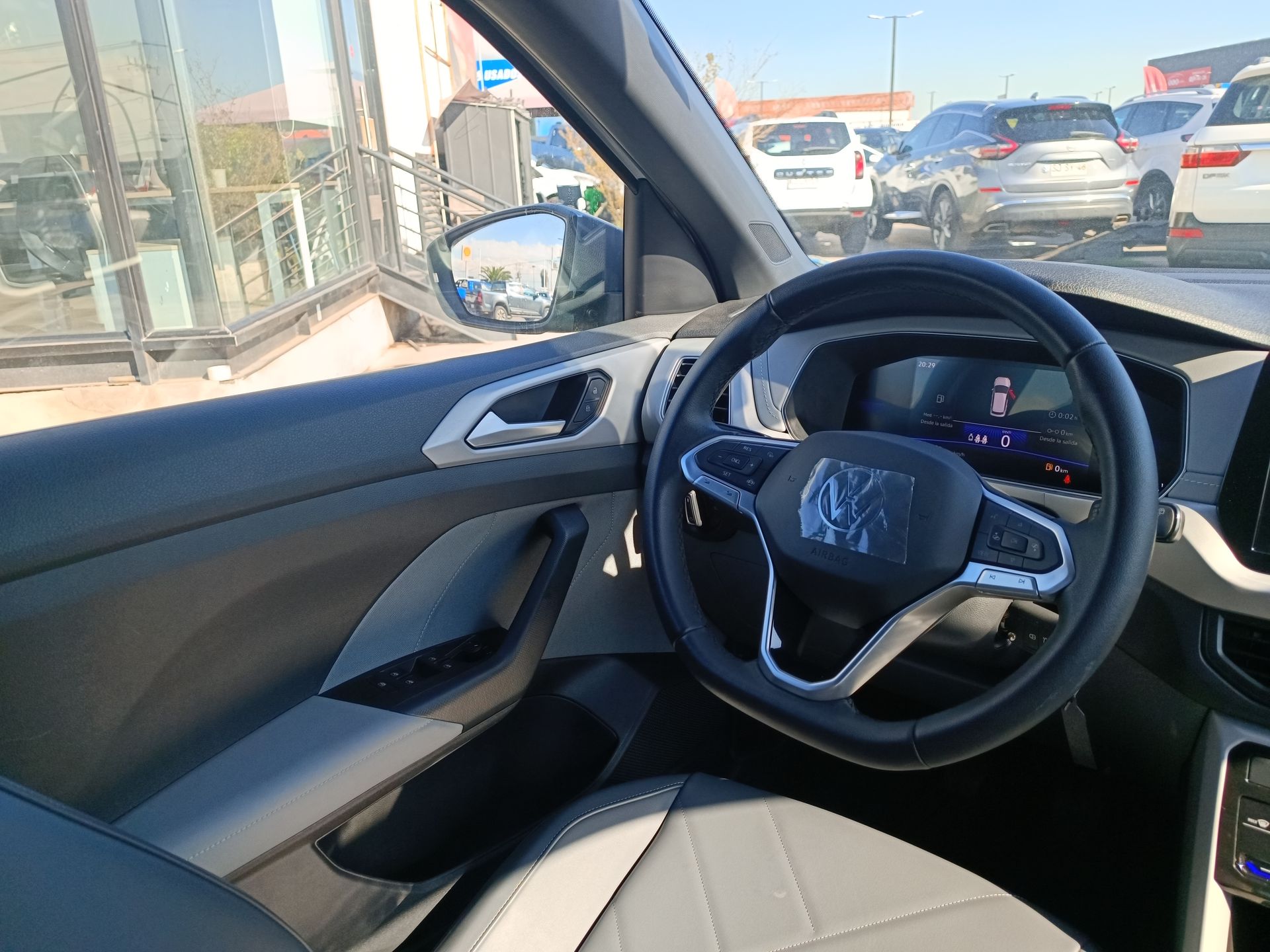 VOLKSWAGEN - 16
