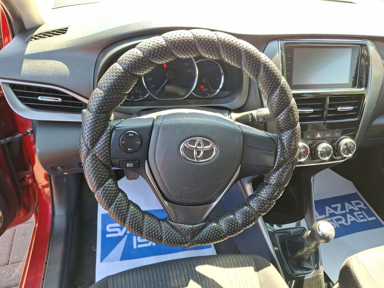 TOYOTA - 24