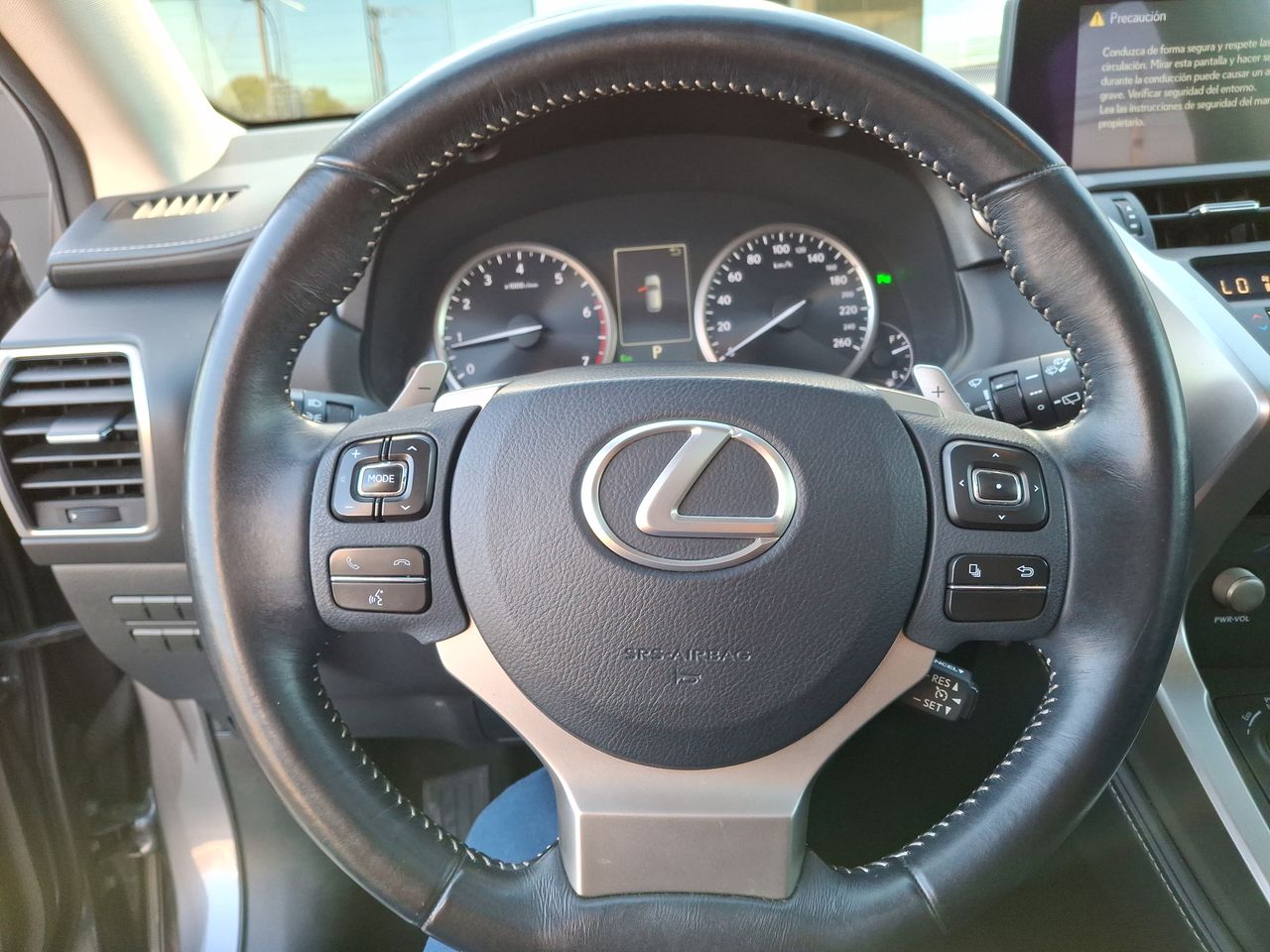 LEXUS - 25