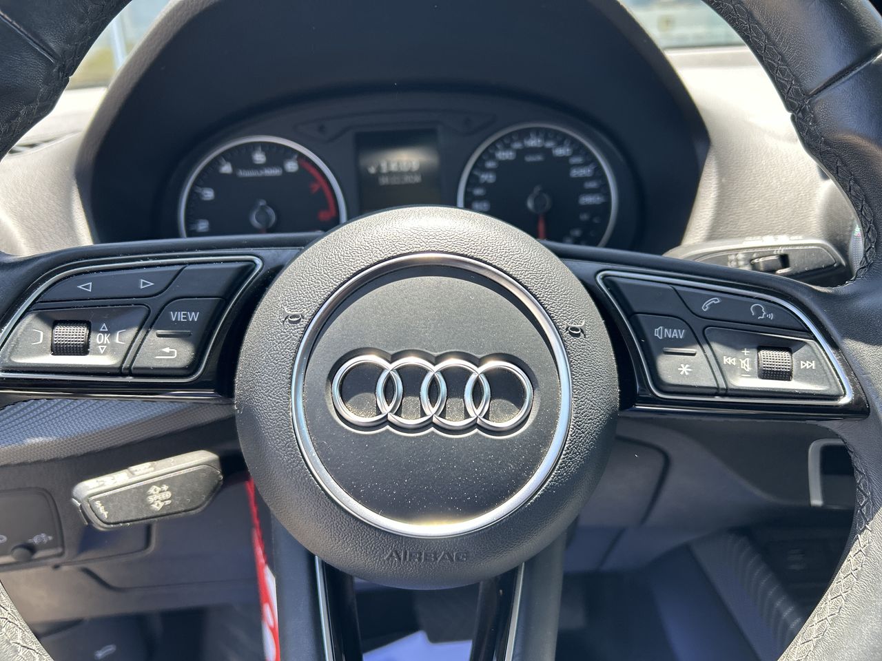 AUDI - 25