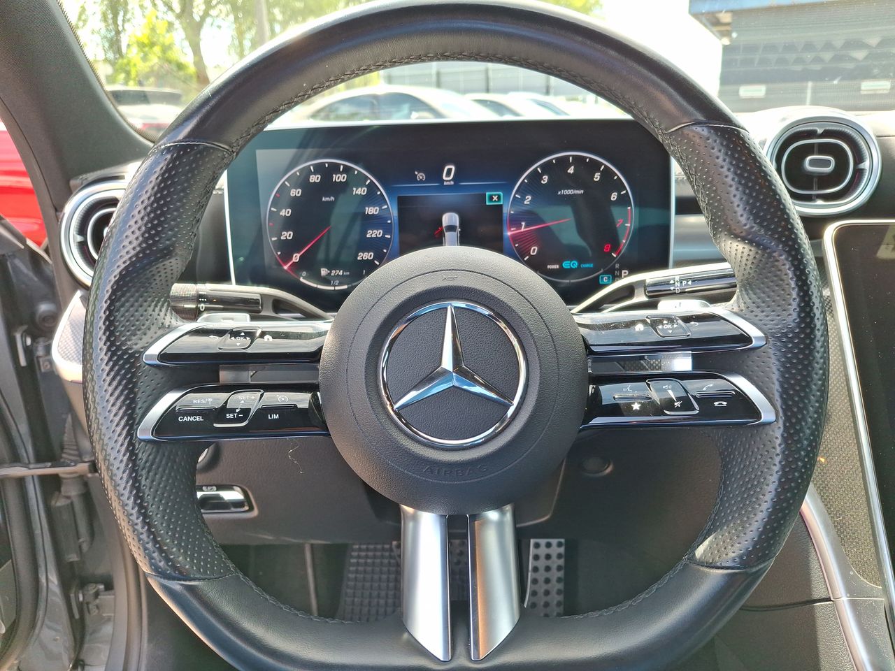 MERCEDES BENZ - 25