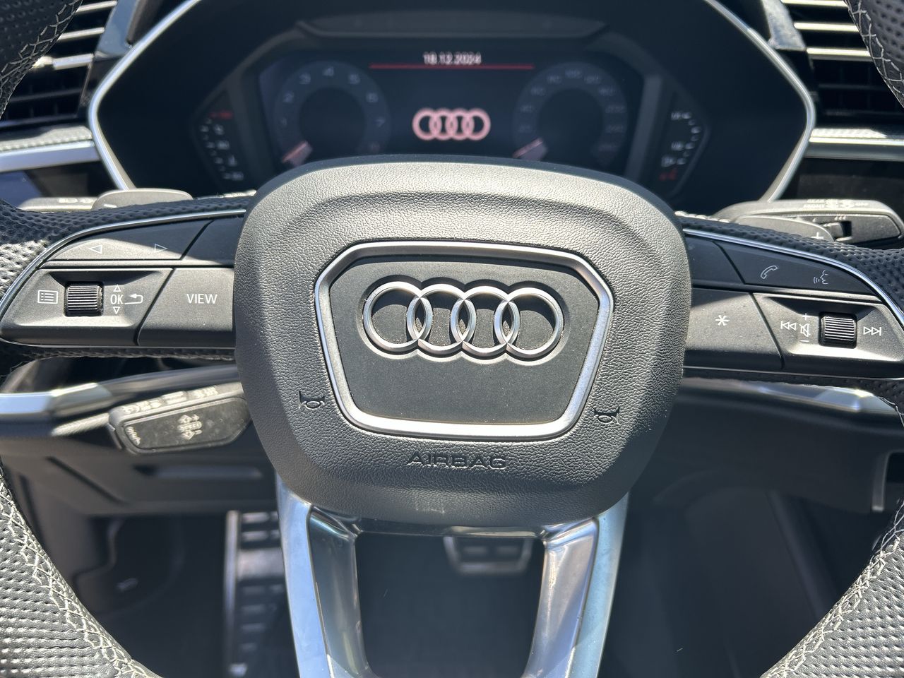 AUDI - 26