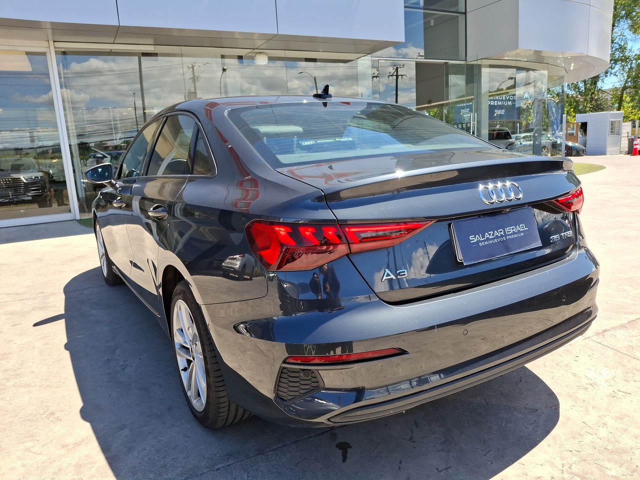 AUDI - 5