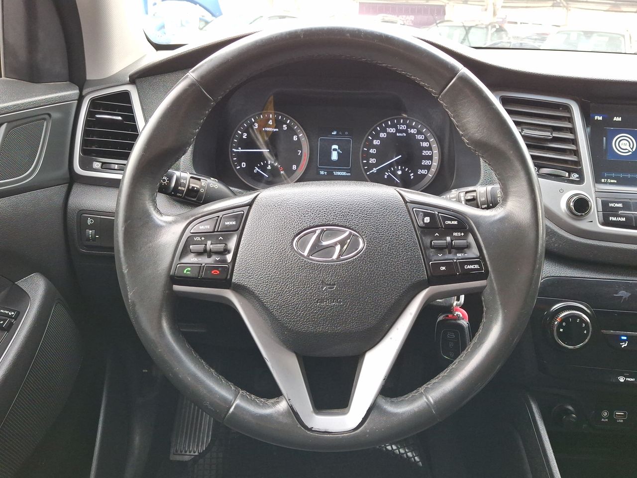 HYUNDAI - 23
